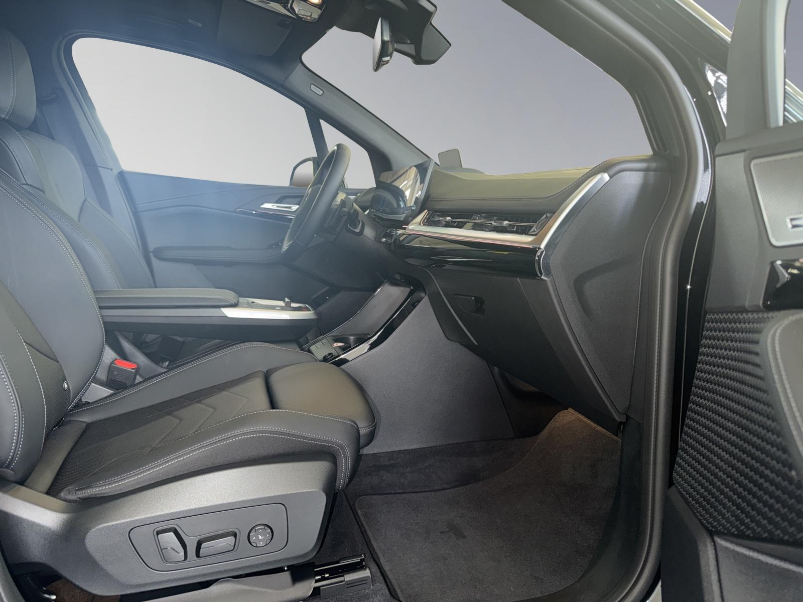 BMW 223i xDrive SDKG Active Tourer-image-19