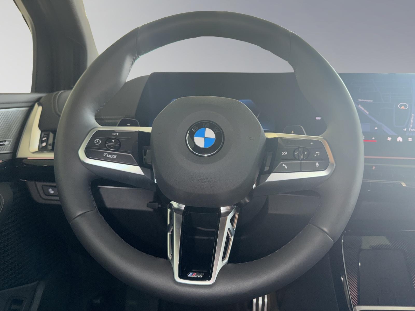 BMW 223i xDrive SDKG Active Tourer-image-10