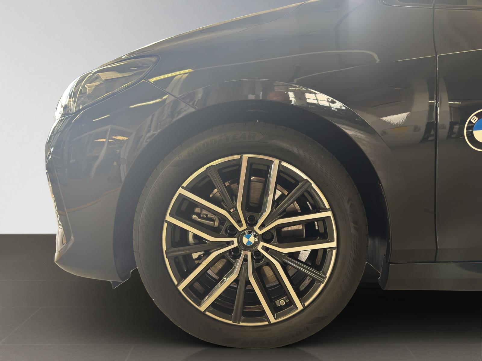 BMW 223i xDrive SDKG Active Tourer-image-4