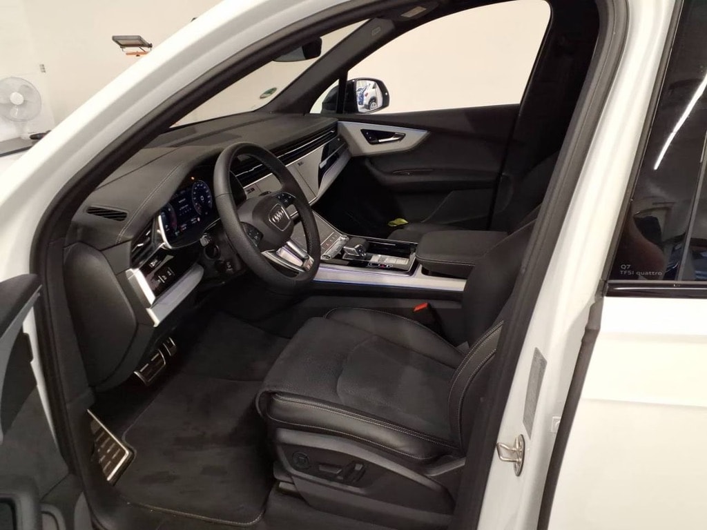 AUDI Q7 SUV TFSI quattro 250 kW S line* 7-Plätzer,5-Jahre Herstellergarantie*-image-3