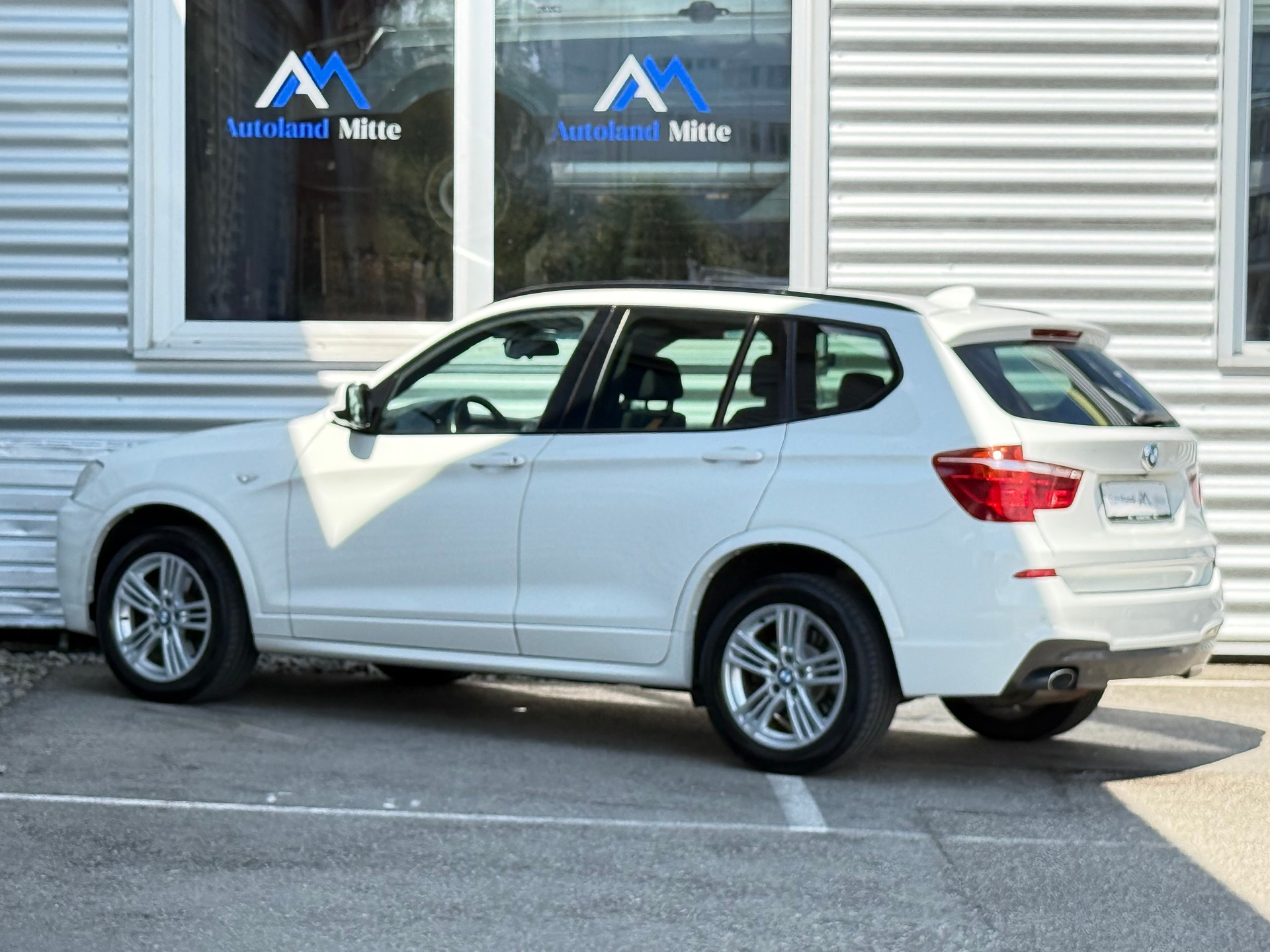 BMW X3 xDrive 20d Steptronic-showroom-element-2