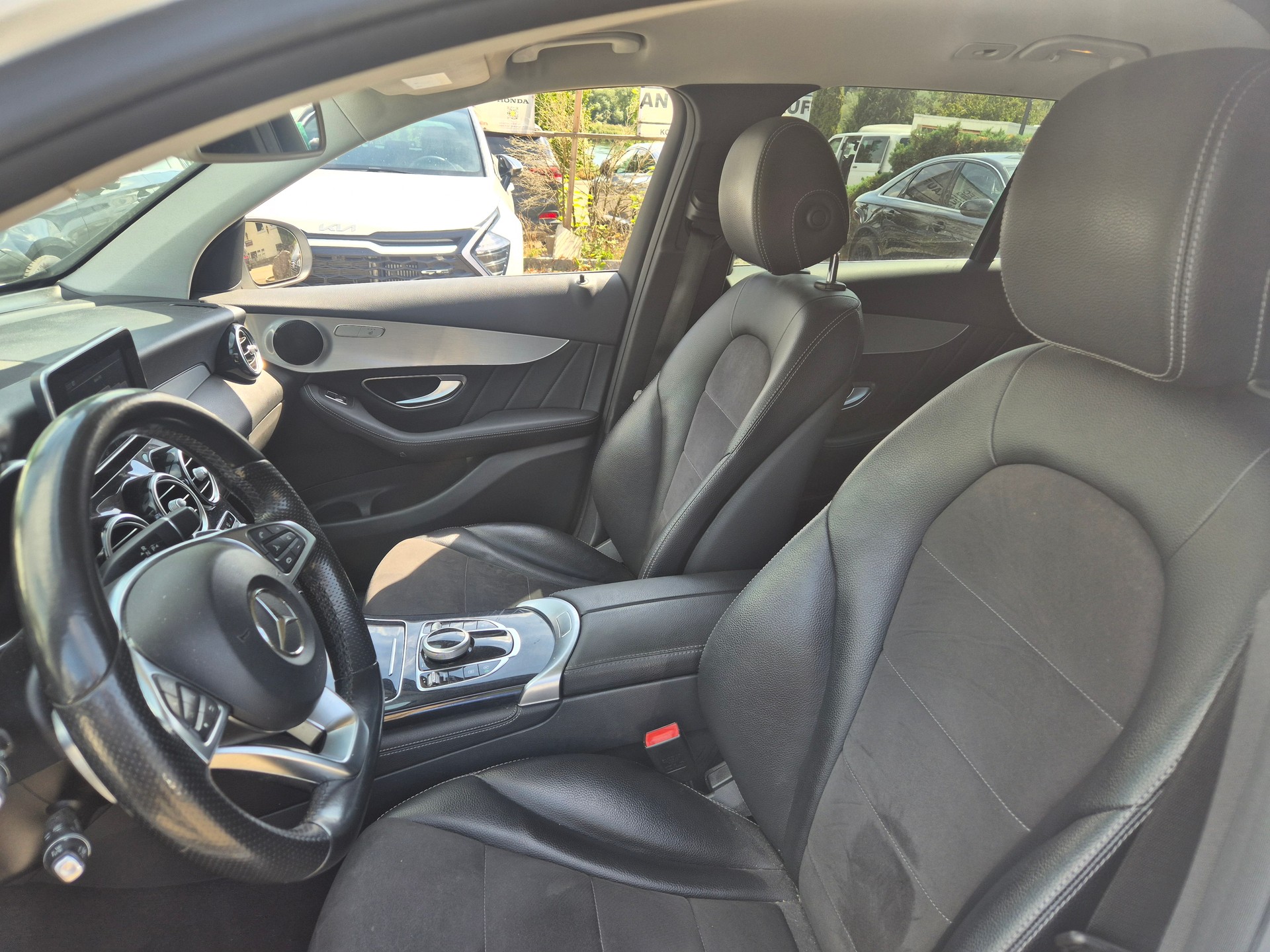MERCEDES-BENZ GLC 250 d 4Matic 9G-Tronic-image-7
