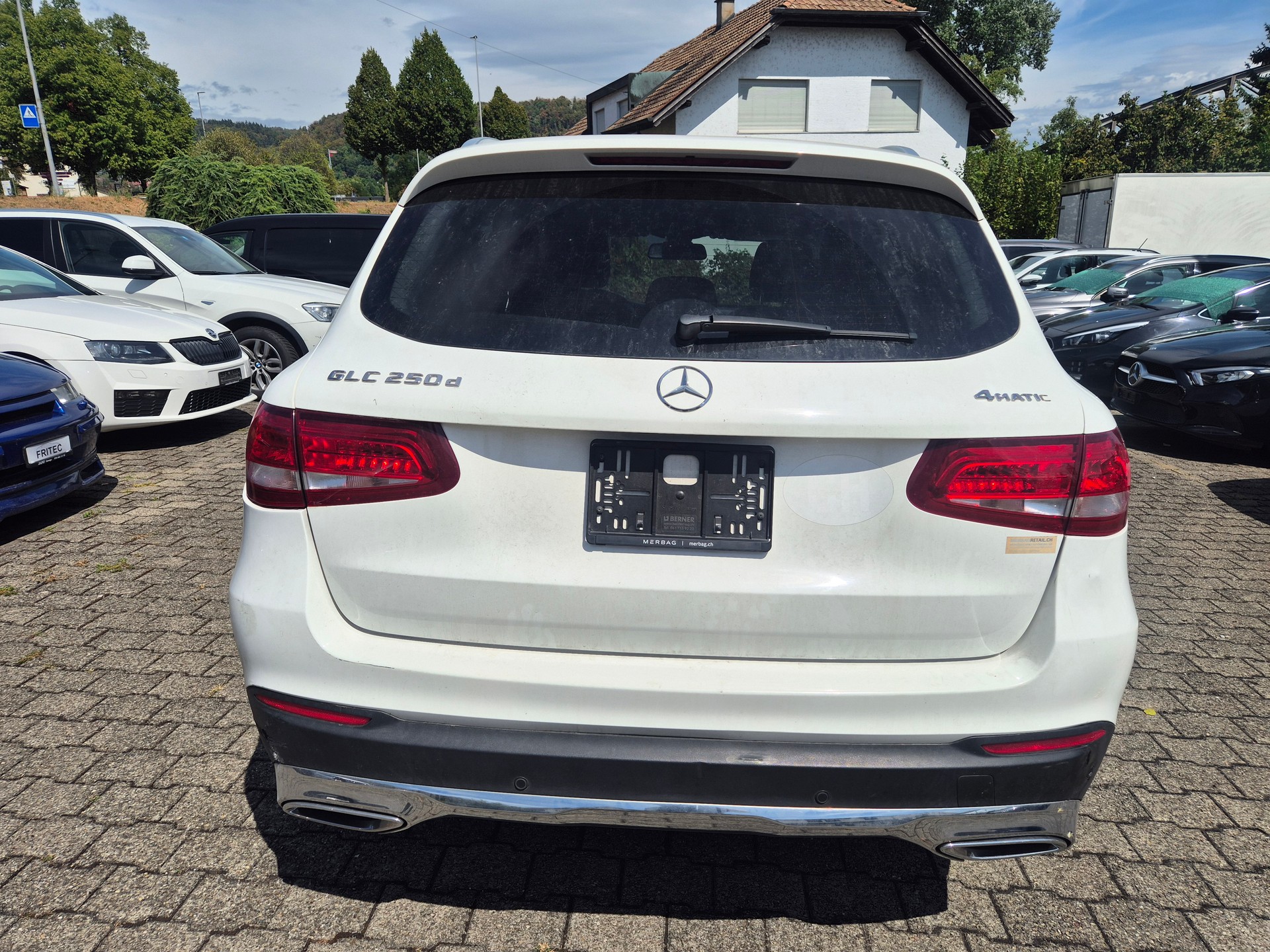 MERCEDES-BENZ GLC 250 d 4Matic 9G-Tronic-image-4