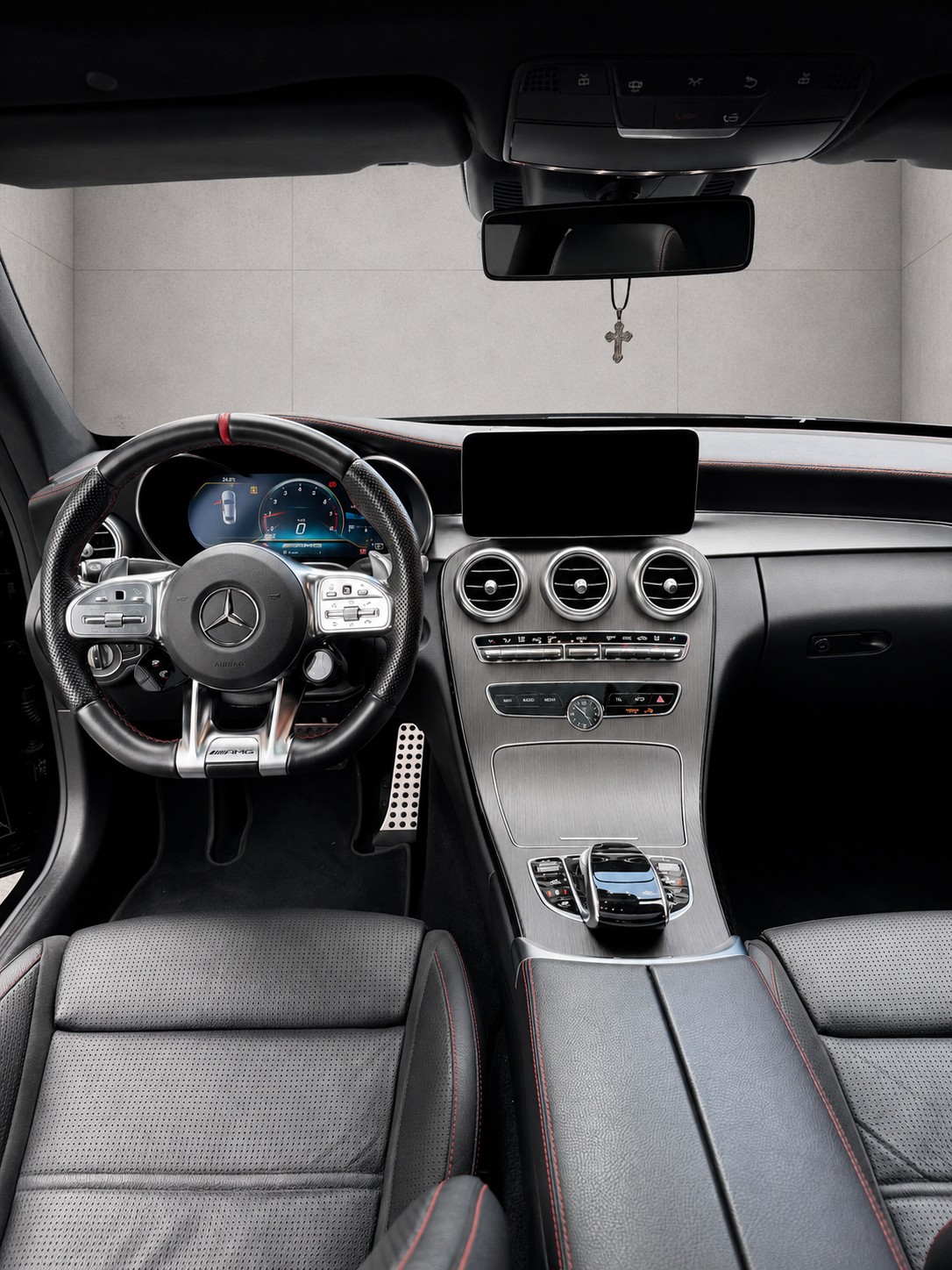 MERCEDES-BENZ C 43 AMG 4matic-image-3