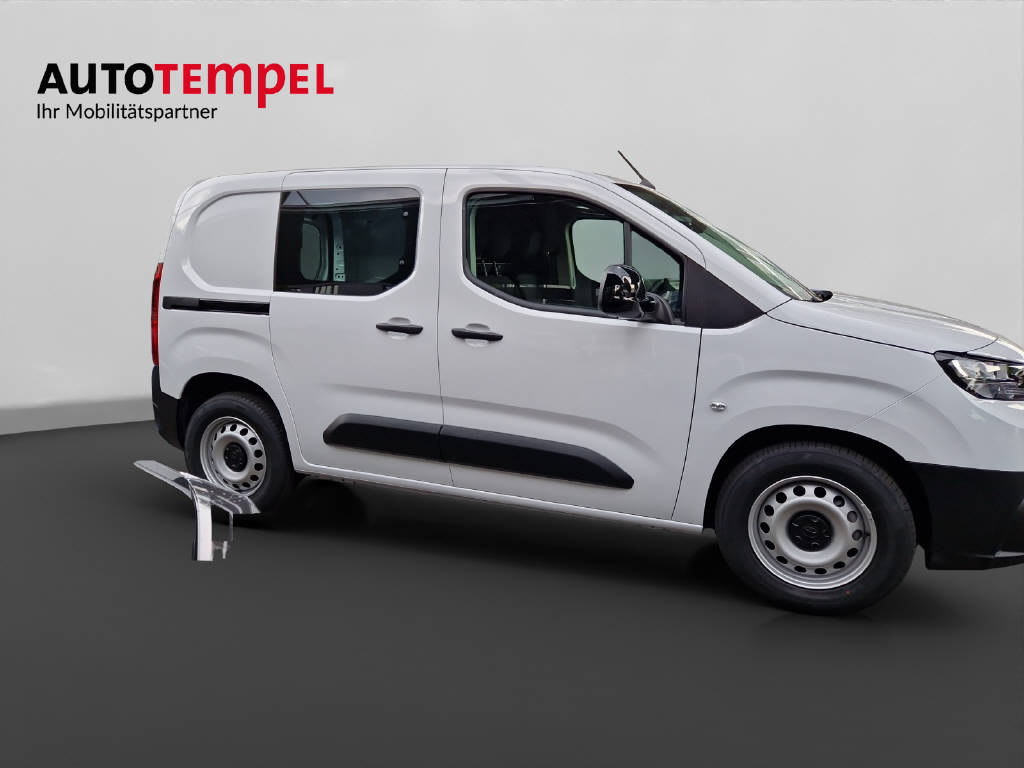 TOYOTA PROACE CITY Van L1 52KWh Activ 48219/117-image-2