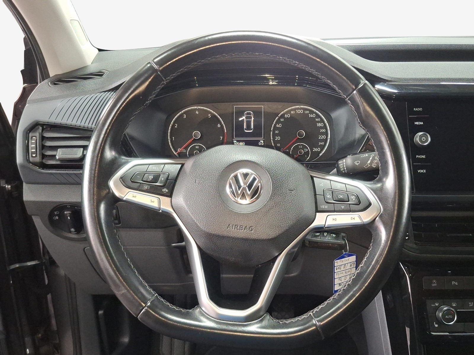 VW T-Cross 1.0 TSI Life-image-9