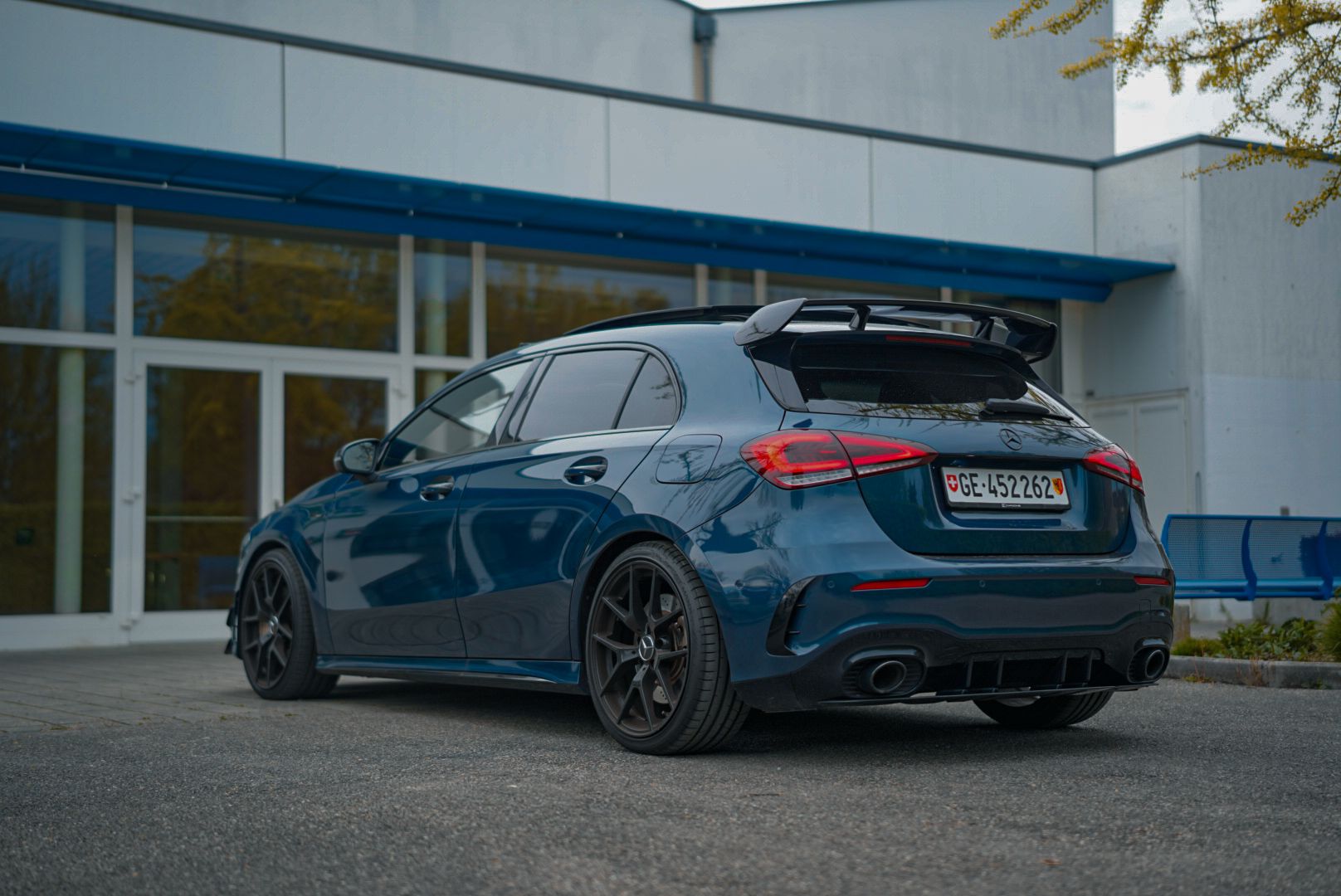 MERCEDES-BENZ A 35 AMG 4matic-image-1