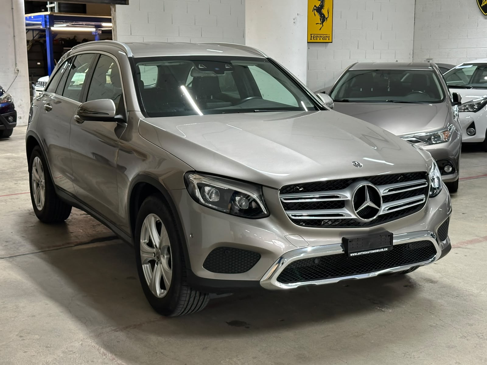 MERCEDES-BENZ GLC 250 Exclusive 4Matic 9G-Tronic-image-2