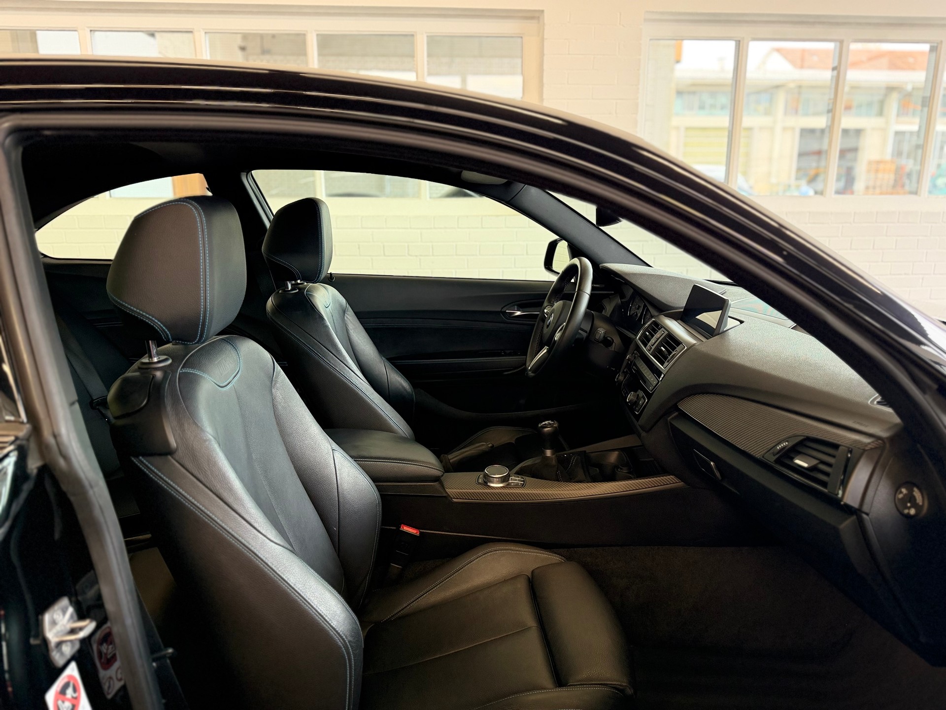BMW M2 370 PS * SCHALTGETRIEBE MANUELL *-image-7
