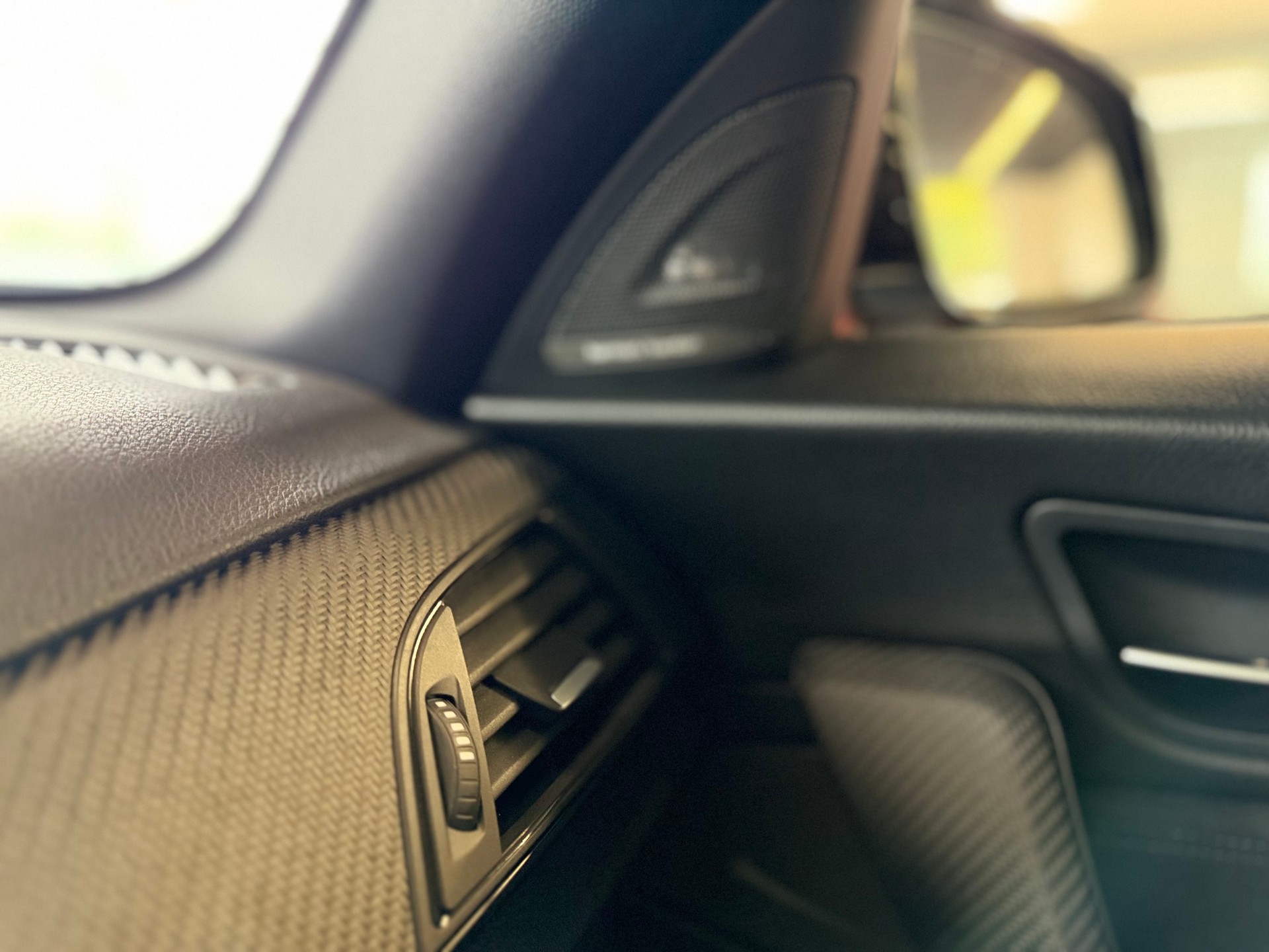 BMW M2 370 PS * SCHALTGETRIEBE MANUELL *-image-17