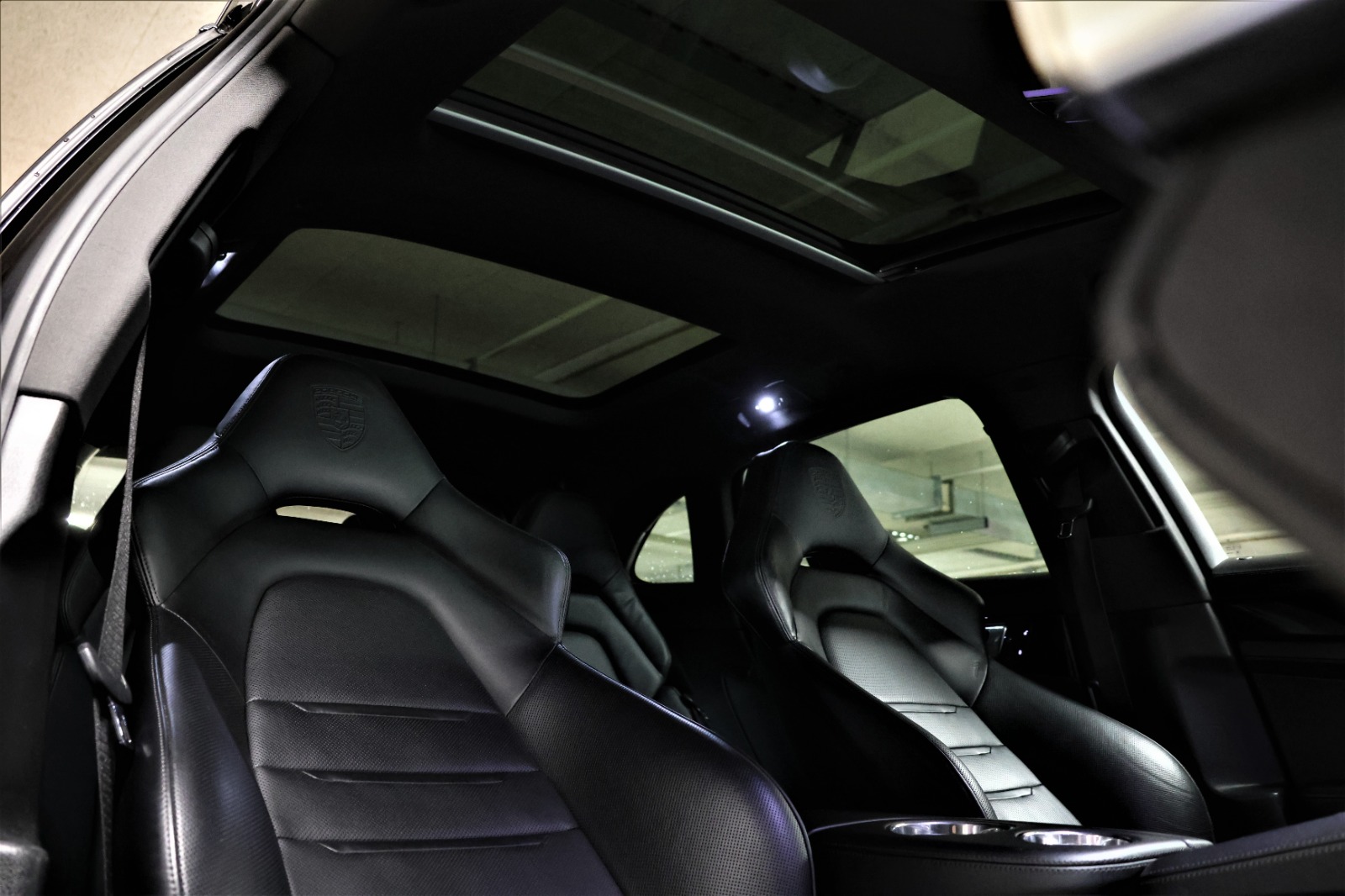 PORSCHE Panamera 4S Sport Turismo PDK-image-6