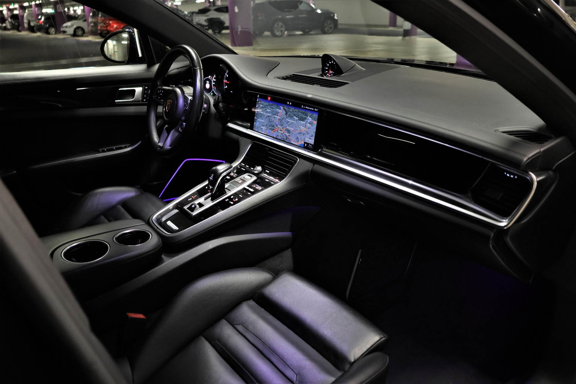 PORSCHE Panamera 4S Sport Turismo PDK-image-8