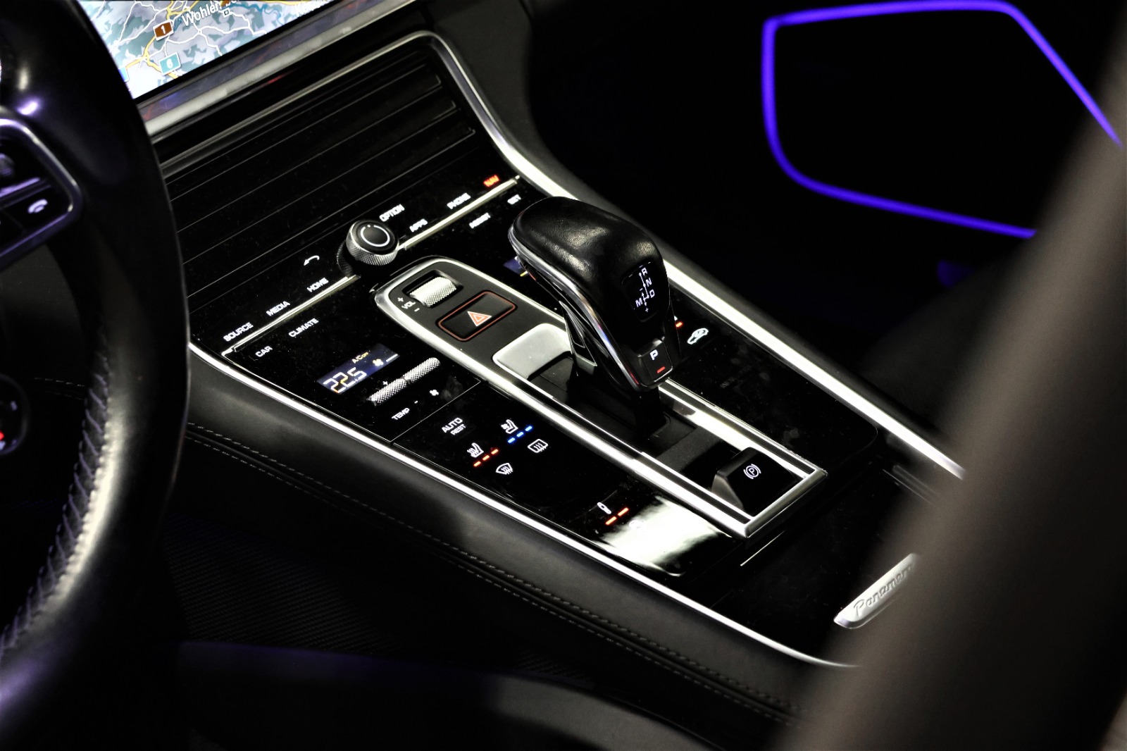 PORSCHE Panamera 4S Sport Turismo PDK-image-7