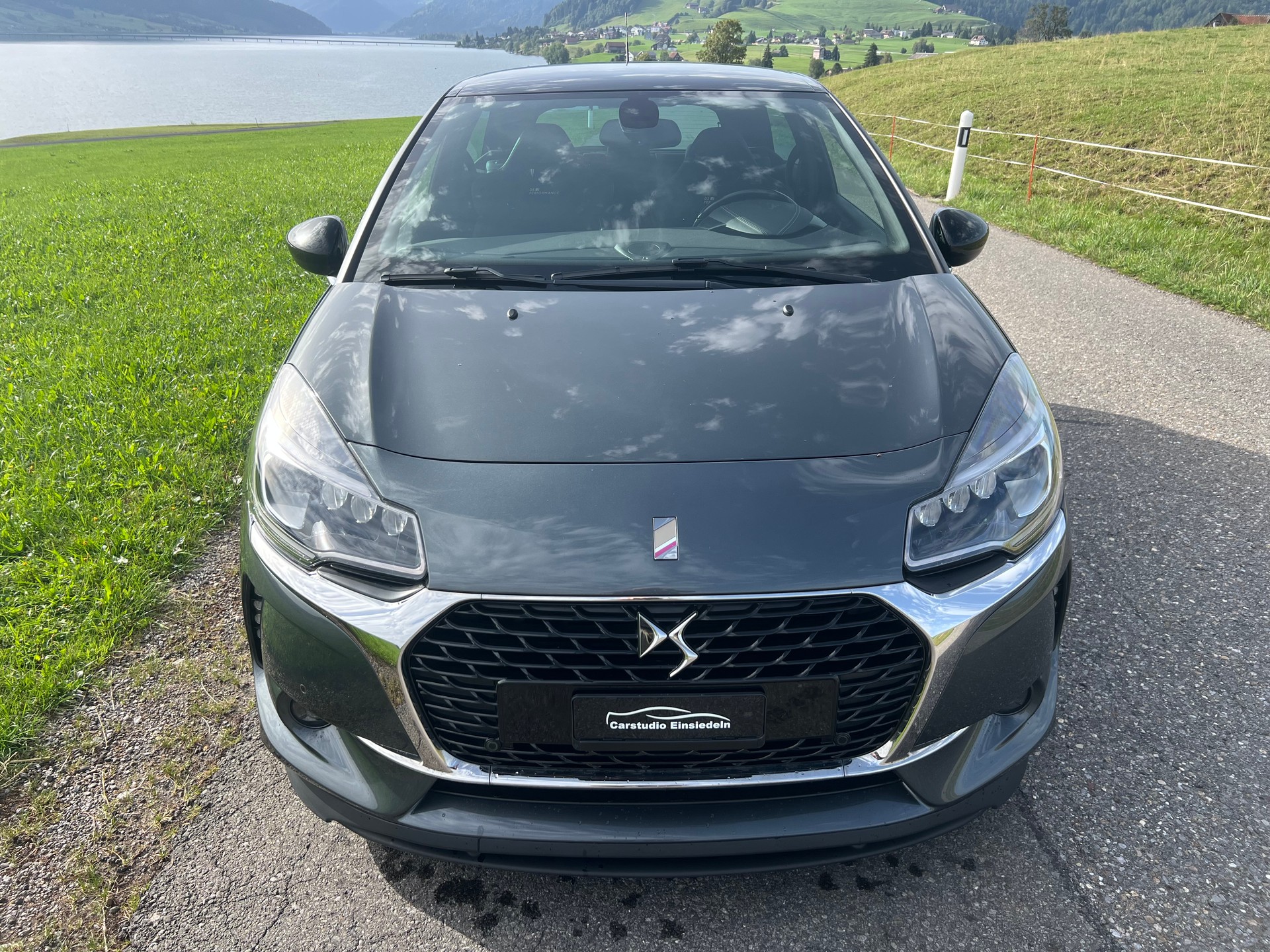 DS AUTOMOBILES DS 3 1.6 THP Performance Black-image-1