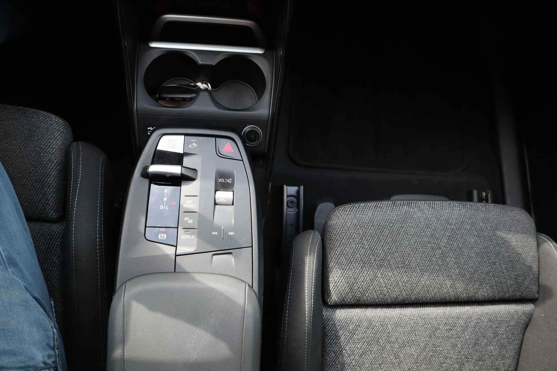 BMW X1 xDrive 20d 48V 4x4 Euro 6-image-11