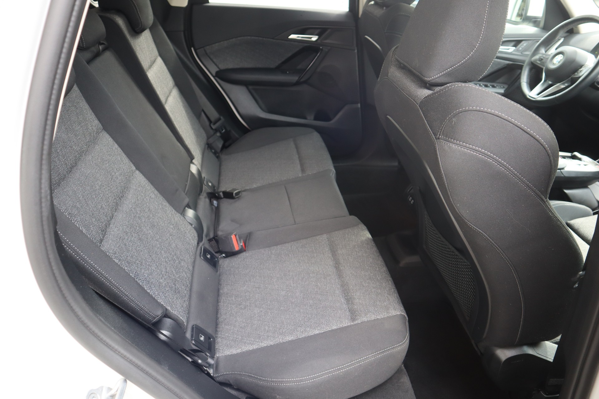 BMW X1 xDrive 20d 48V 4x4 Euro 6-image-5
