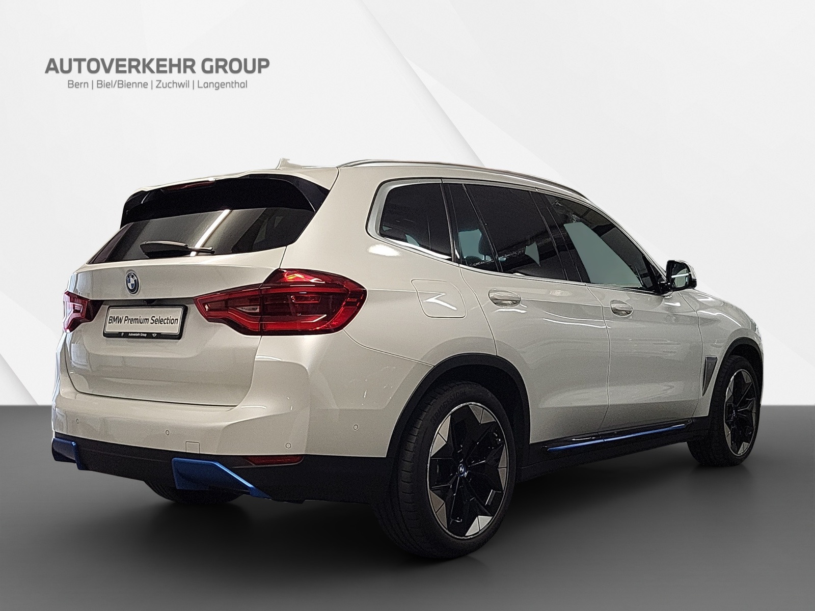 BMW iX3 Impressive-image-4