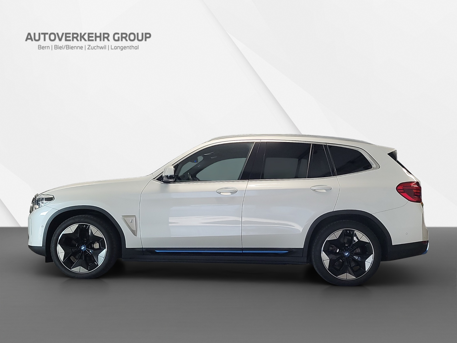 BMW iX3 Impressive-image-7