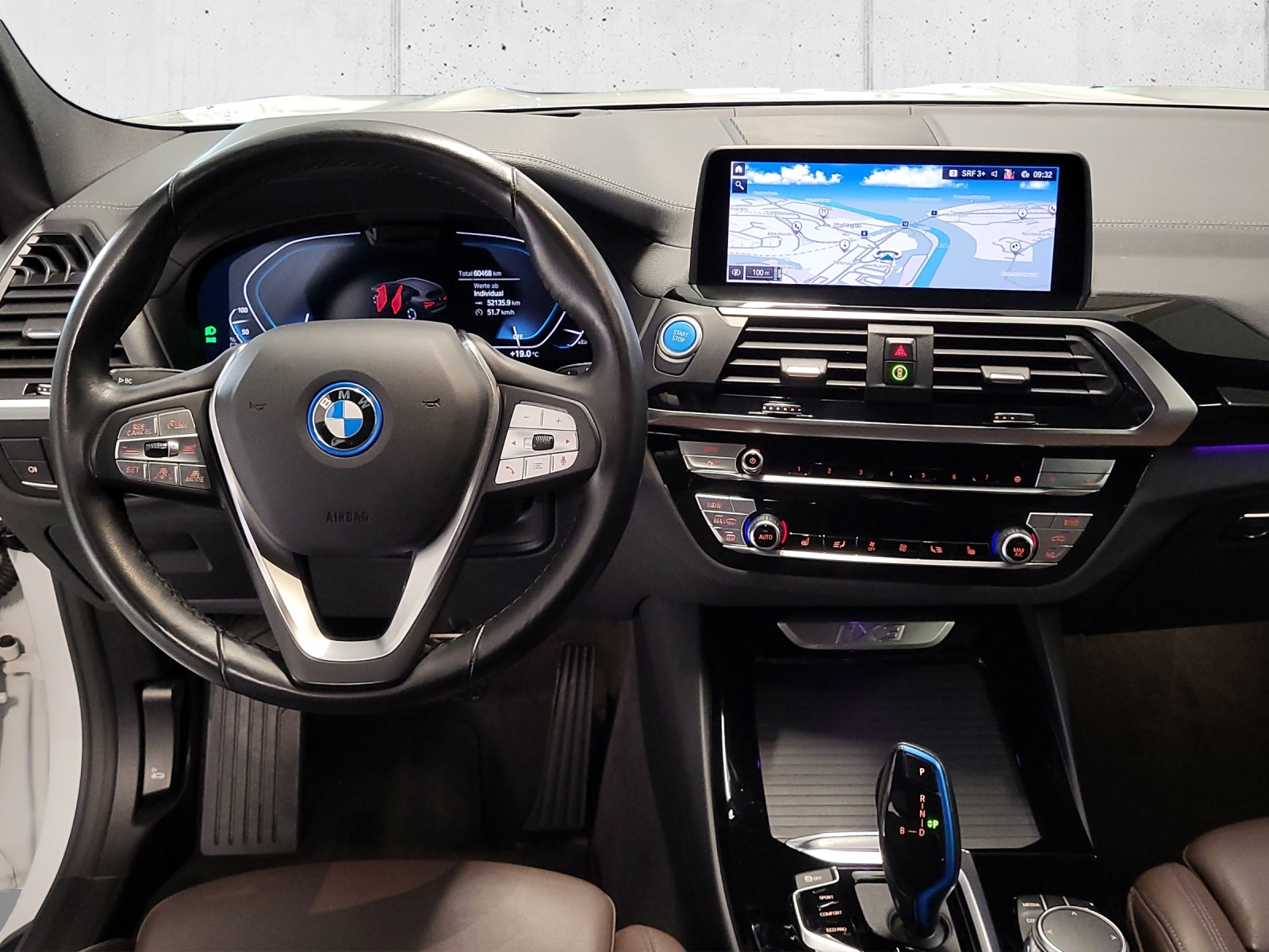 BMW iX3 Impressive-image-14
