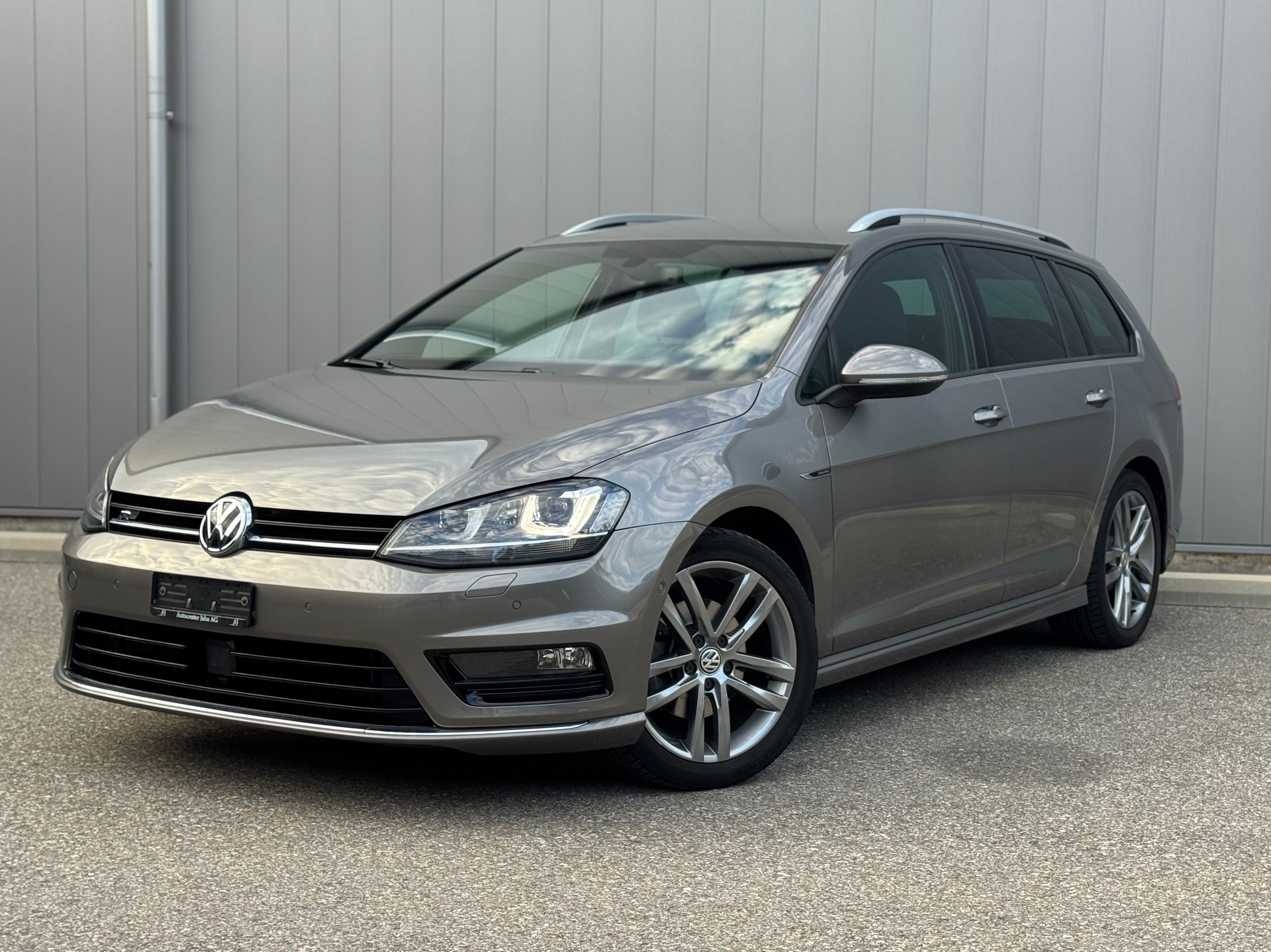 VW 1.4 TSI 150 Lounge R-Line DSG-image-0