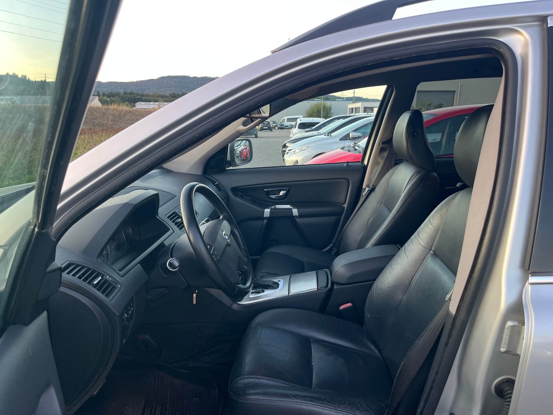 VOLVO XC90 D5 AWD Ocean Race Geartronic-image-10