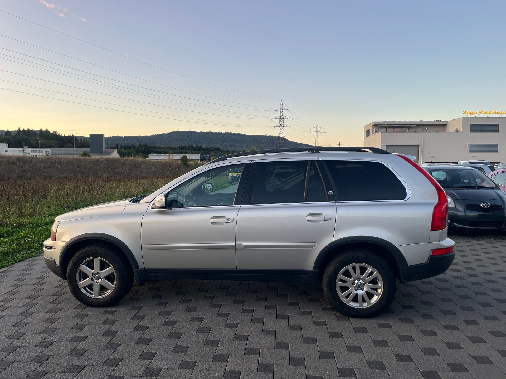 VOLVO XC90 D5 AWD Ocean Race Geartronic-image-4