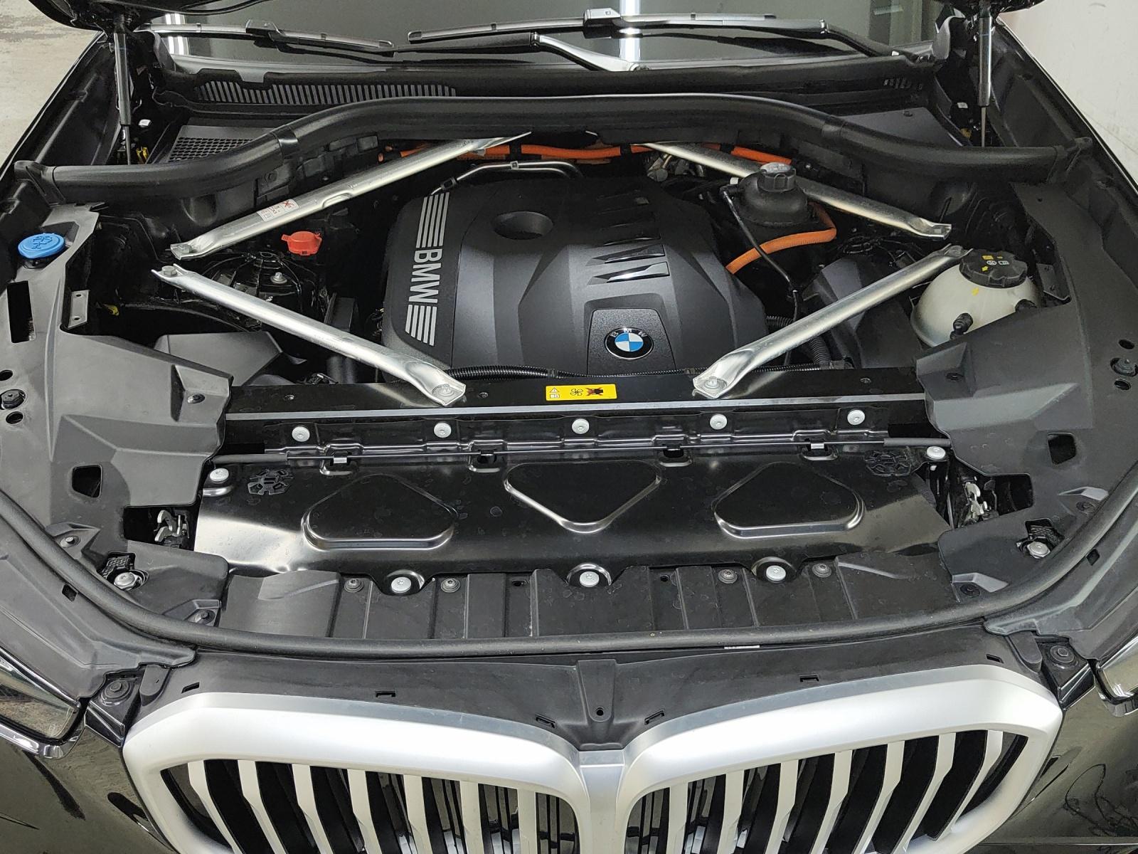 BMW X5 50e xDrive SAG-image-21