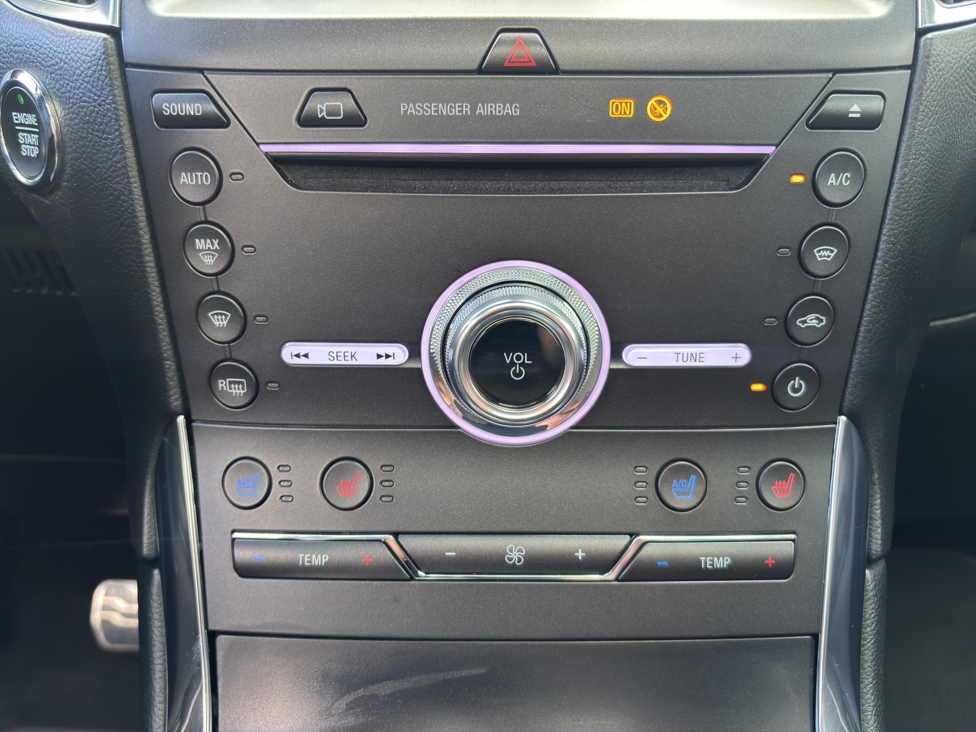 FORD Edge 2.0 EcoBlue 238 ST-Line-image-10