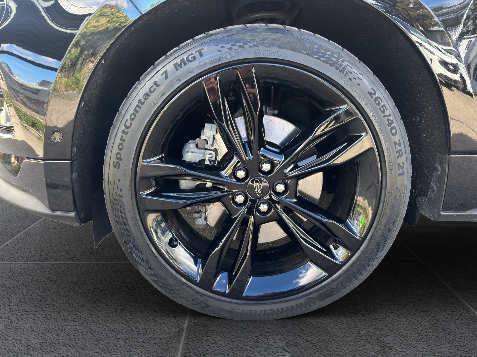FORD Edge 2.0 EcoBlue 238 ST-Line-image-12