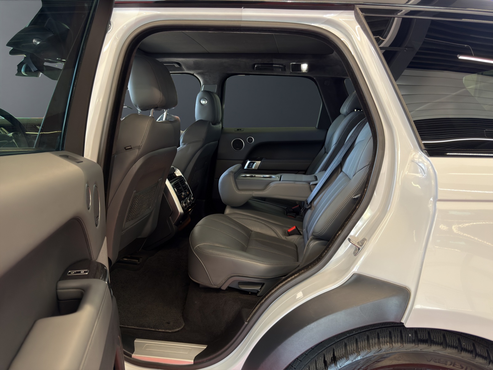 LAND ROVER Range Rover Sport 3.0 SDV6 HSE Dynamic Automatic-image-14