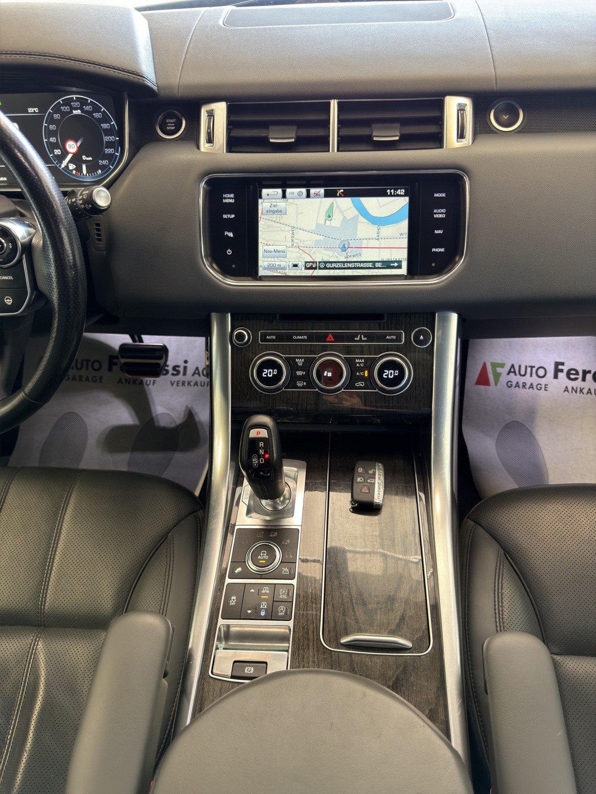 LAND ROVER Range Rover Sport 3.0 SDV6 HSE Dynamic Automatic-image-22