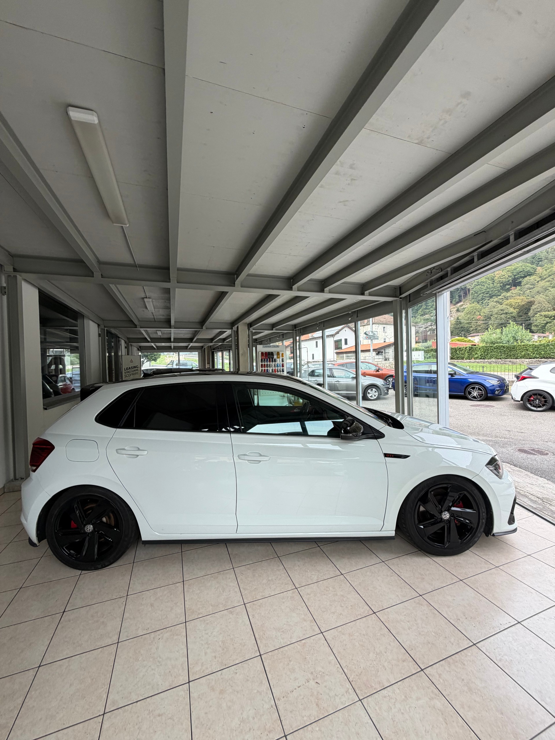 VW Polo 2.0 TSI GTI DSG-image-5