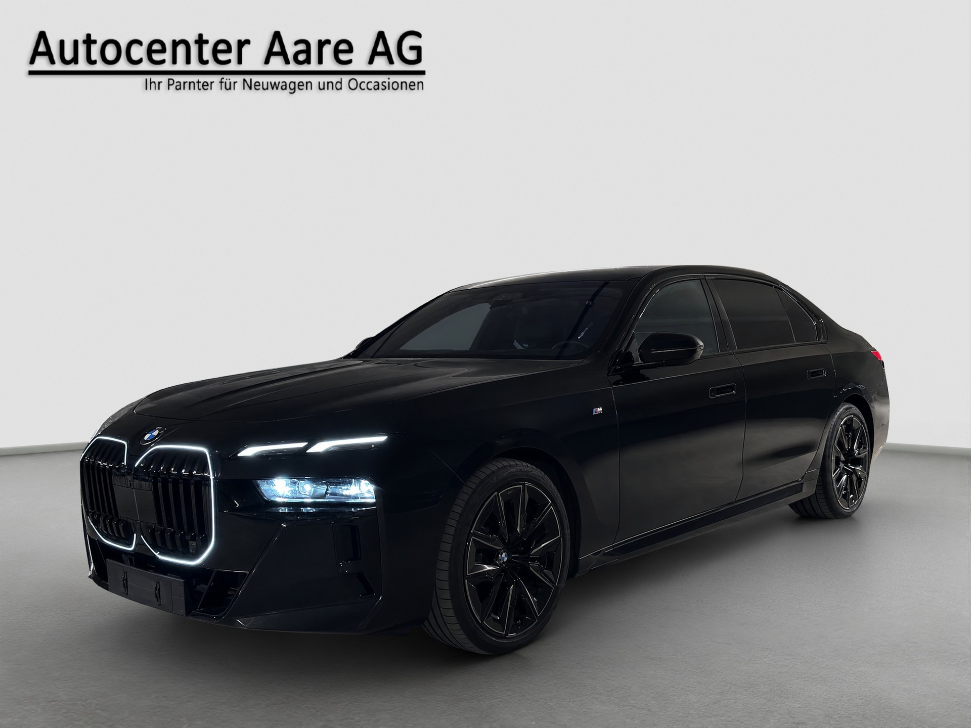 BMW 740d xDrive 48V M Sport Pro | EXECUTIVE LOUNGE SEATING | NP 194'240-image-2