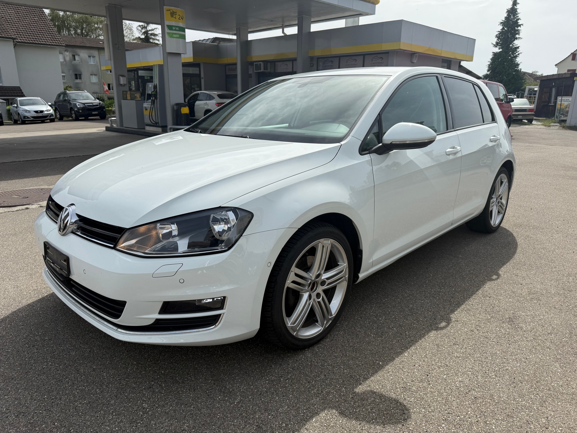 VW Golf 2.0 TDI Comfortline 4Motion-image-0