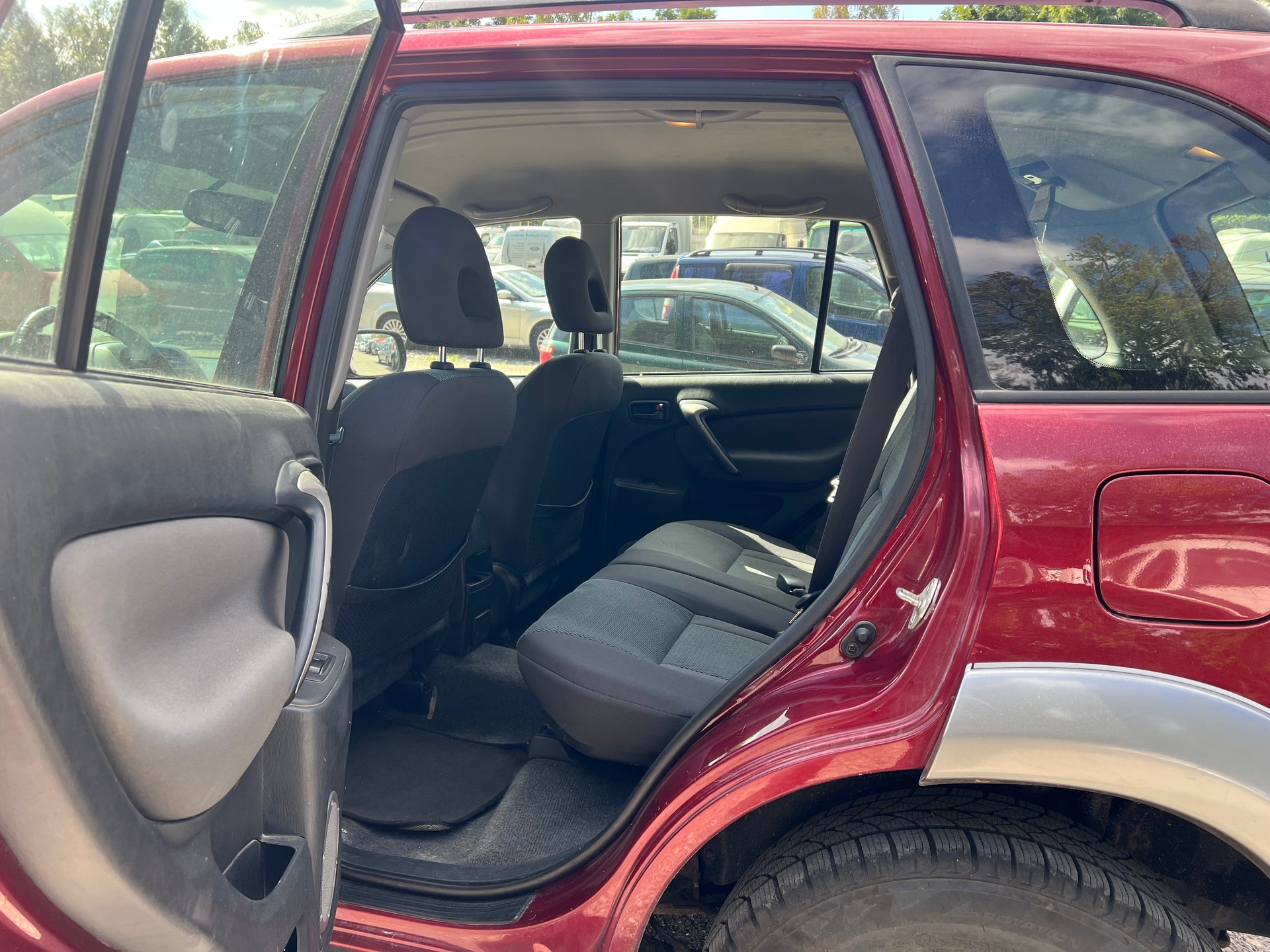 TOYOTA RAV-4 2.0 16V Linea Terra-image-4