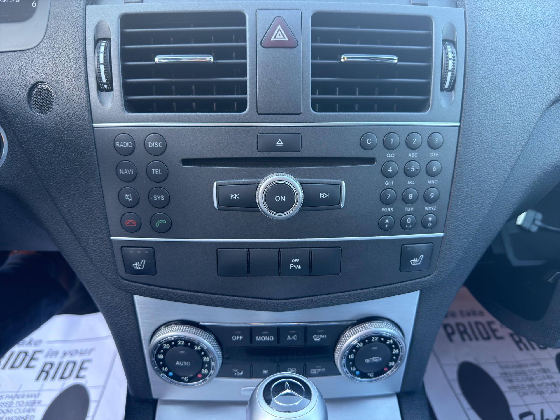 MERCEDES-BENZ C 250 CDI BlueEff. Elégance 4Matic 7G-Tronic-image-16