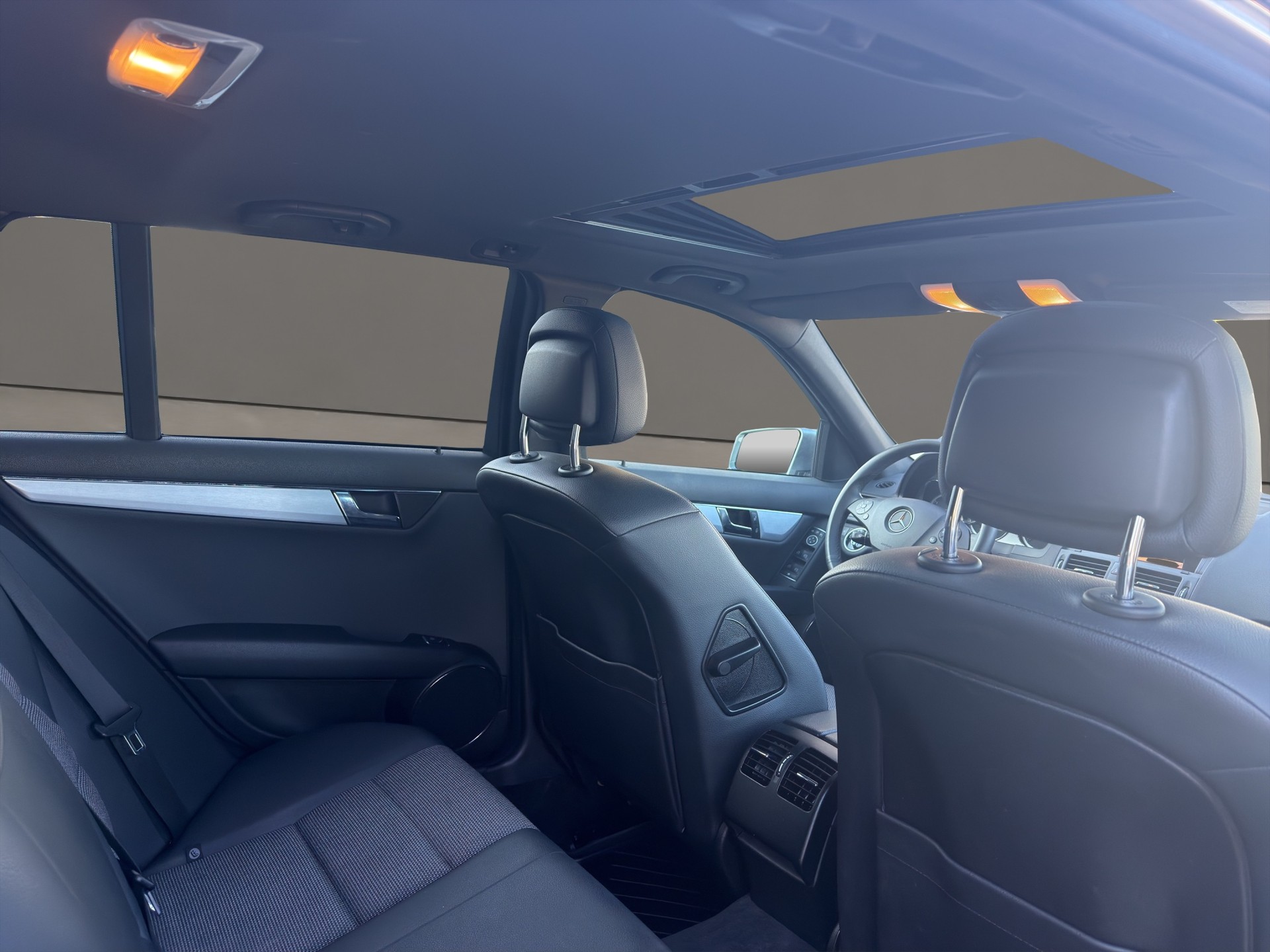 MERCEDES-BENZ C 250 CDI BlueEff. Elégance 4Matic 7G-Tronic-image-14