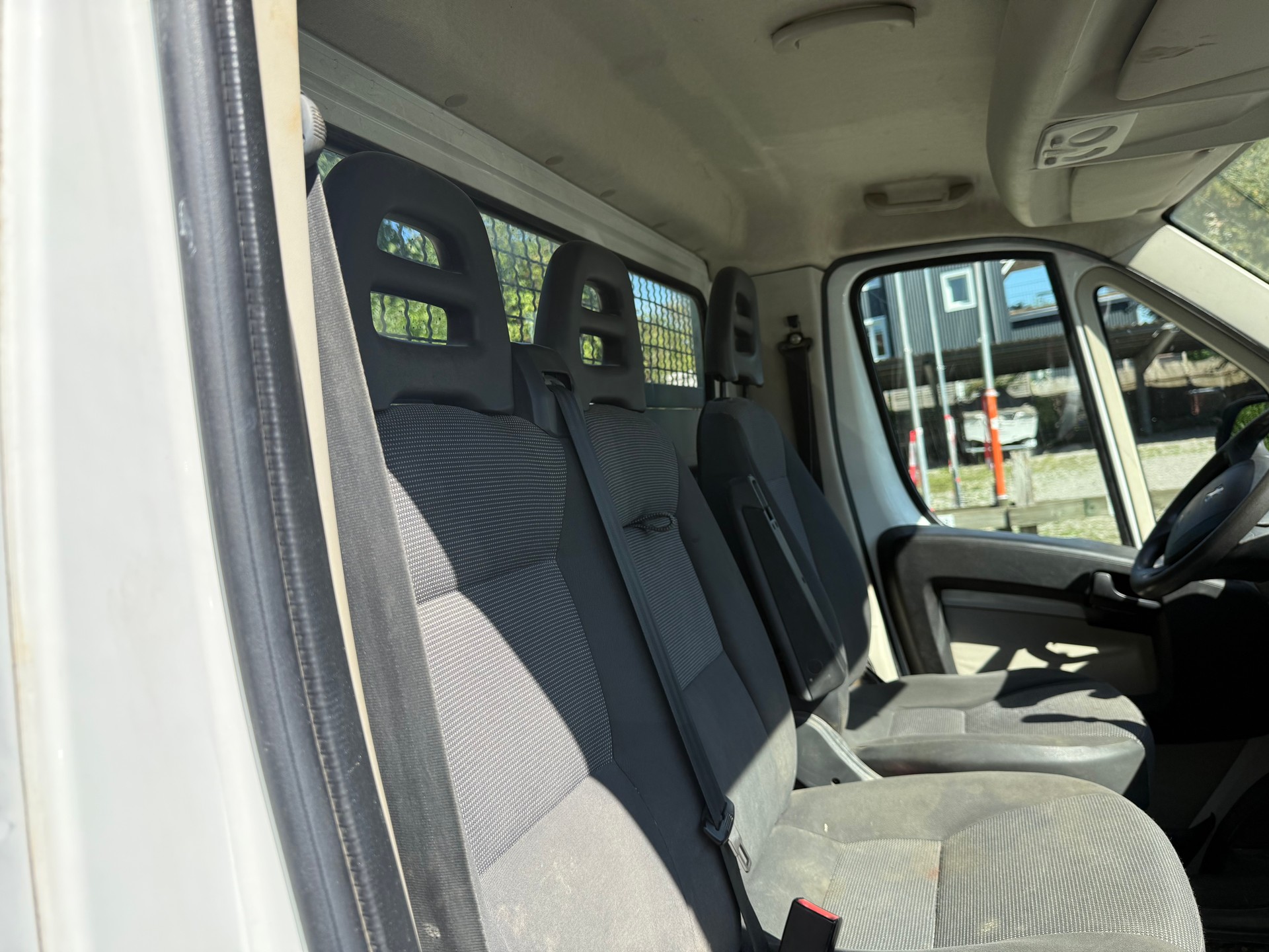 PEUGEOT Boxer 2.2 HDI 335 L3-image-11