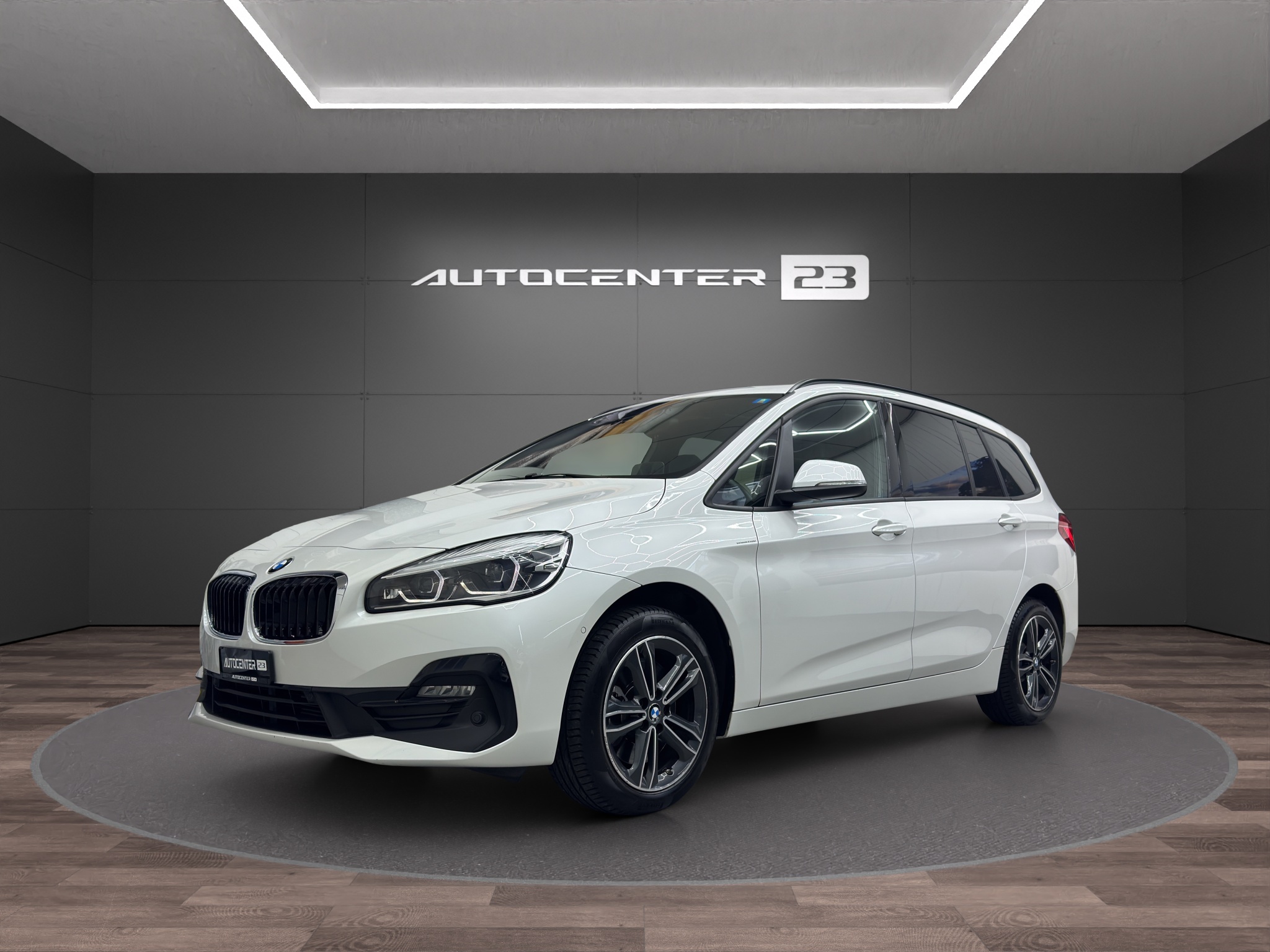 BMW 218d xDrive Gran Tourer Steptronic Sport Line — slika 1