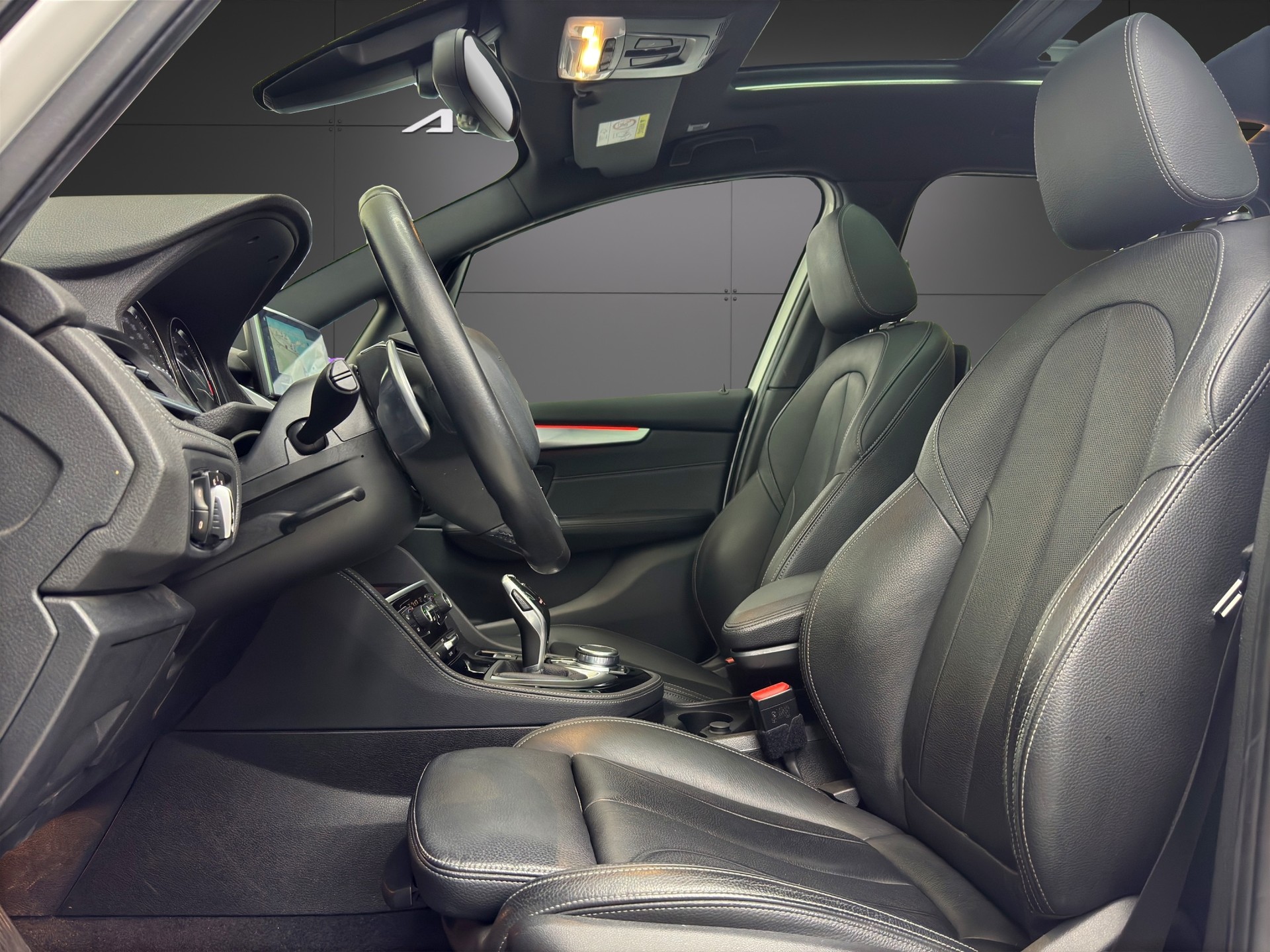 BMW 218d xDrive Gran Tourer Steptronic Sport Line-image-8