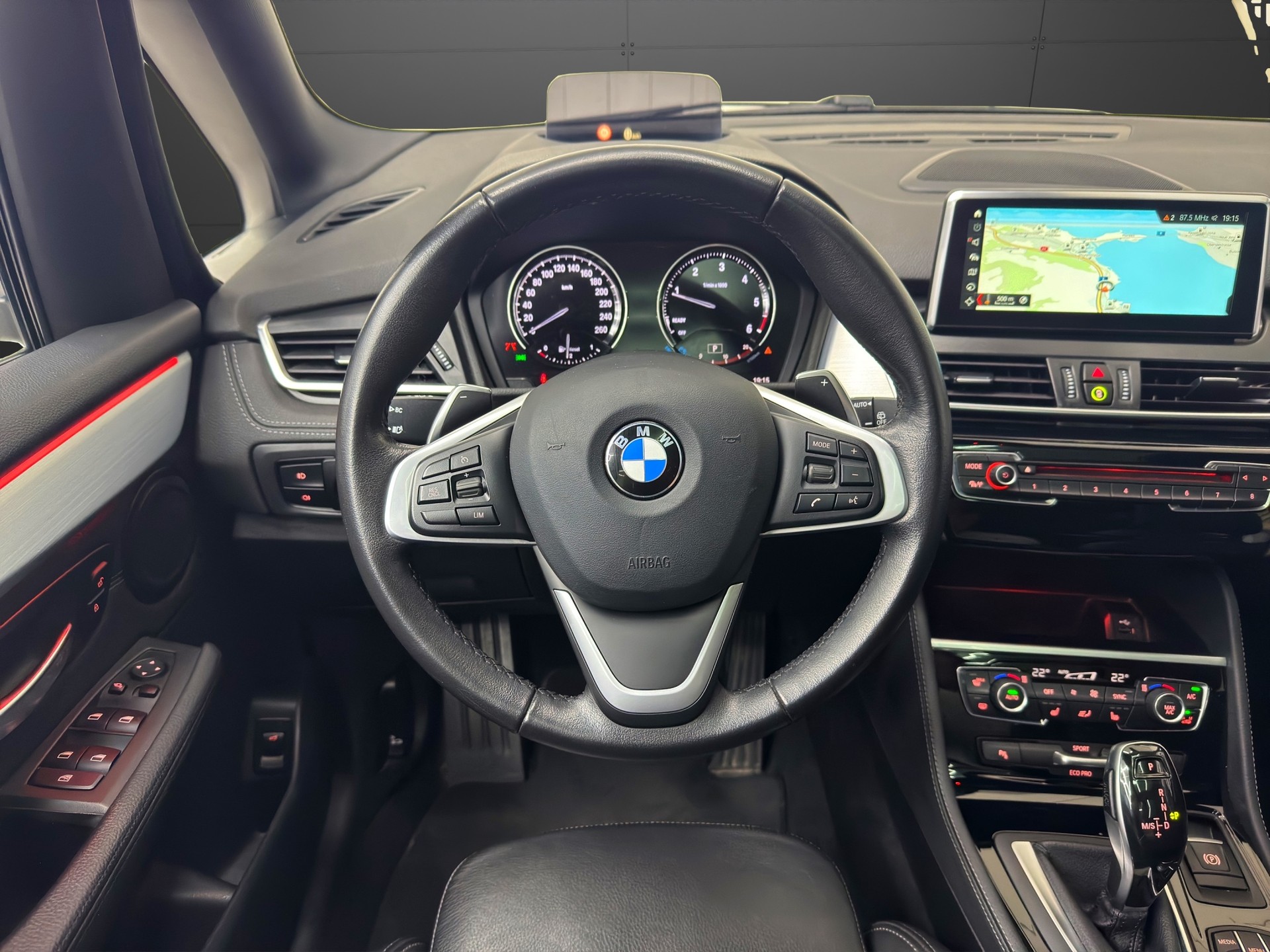 BMW 218d xDrive Gran Tourer Steptronic Sport Line-image-10