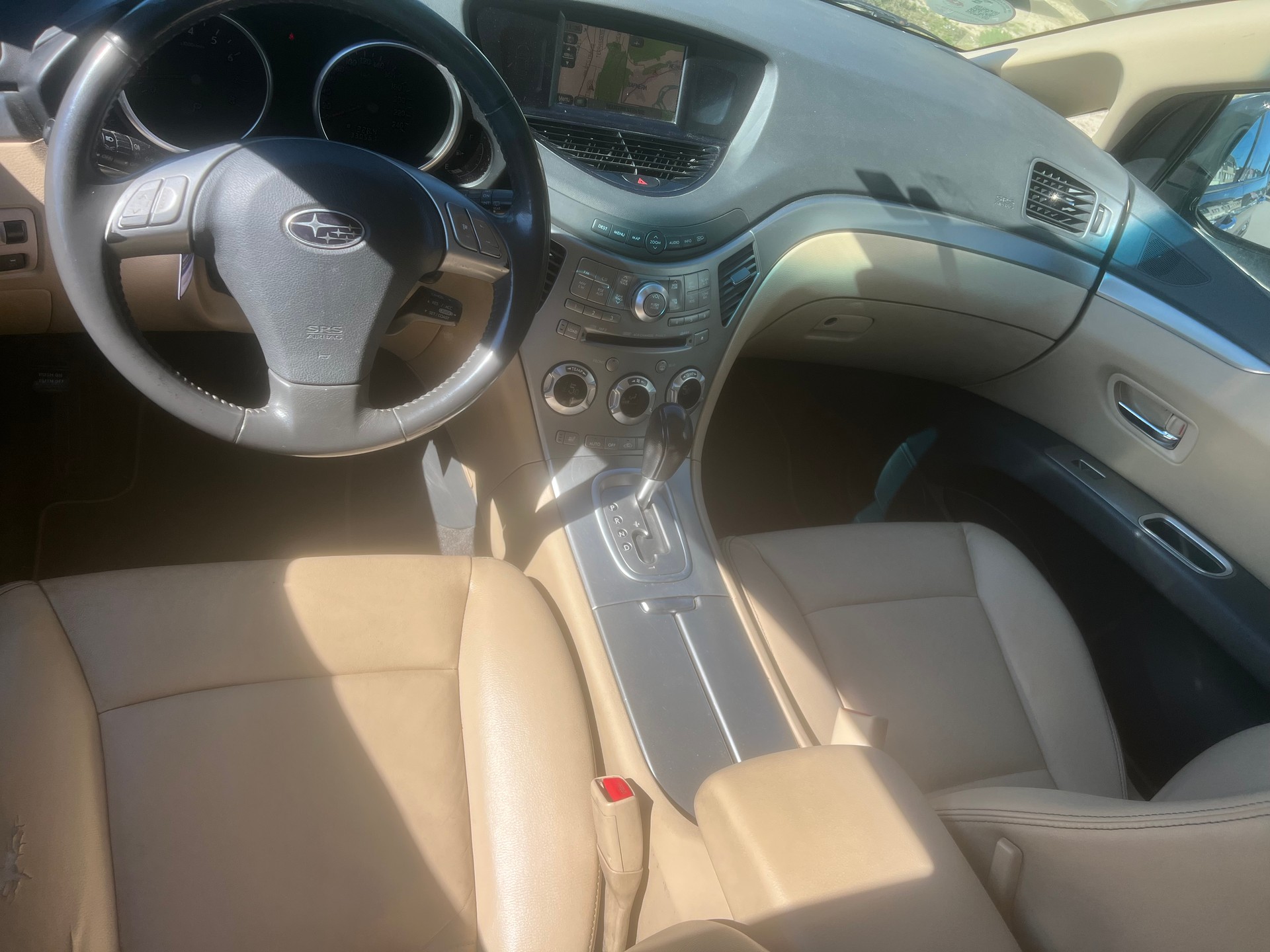 SUBARU Tribeca 3.6 AWD Executive-image-9
