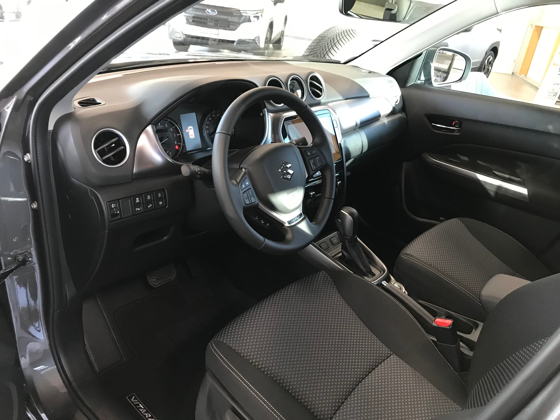 SUZUKI Vitara 1.4 Boosterjet Piz Sulai 4x4 Hybrid-image-3