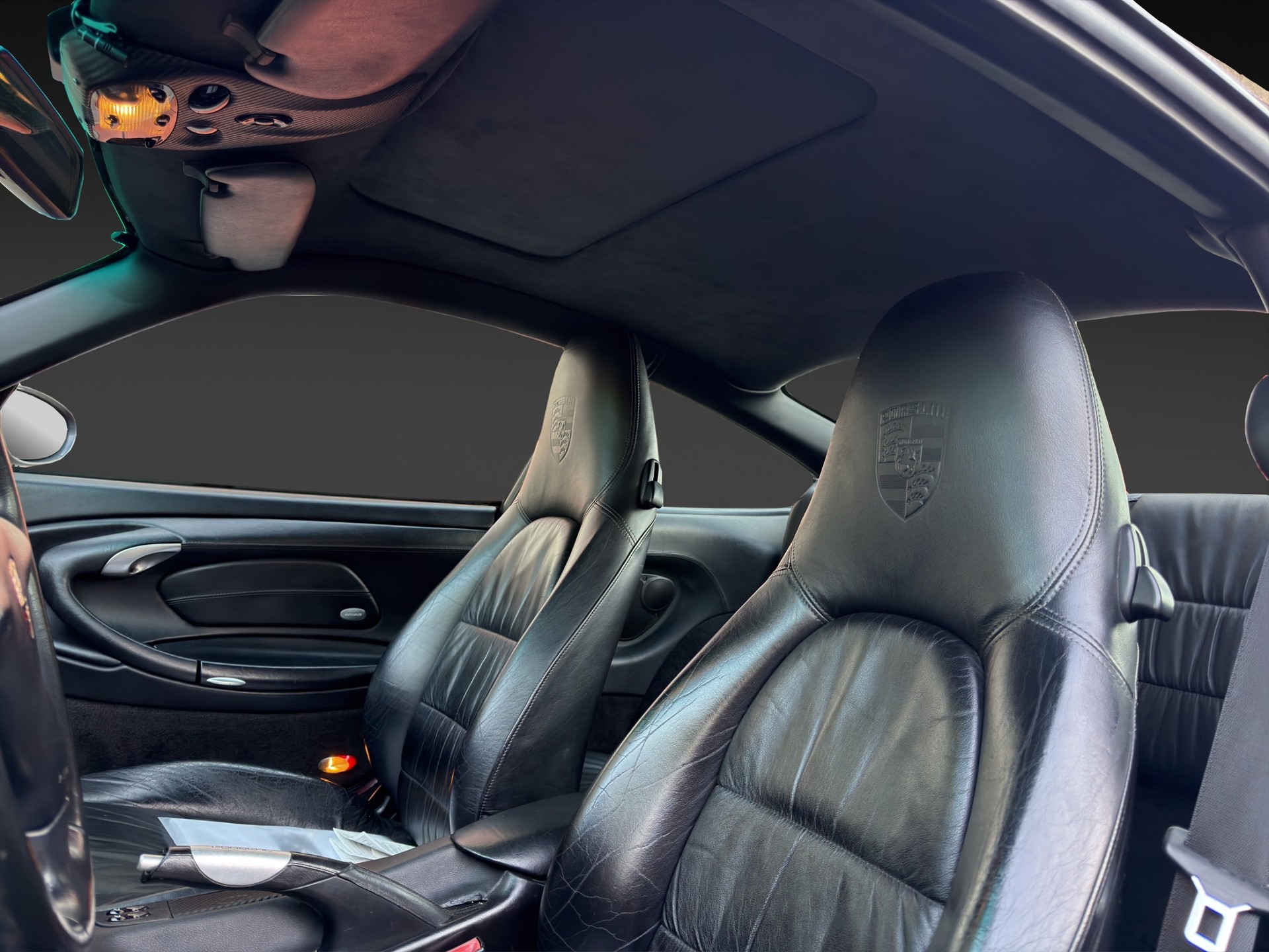 PORSCHE Carrera 4-image-8