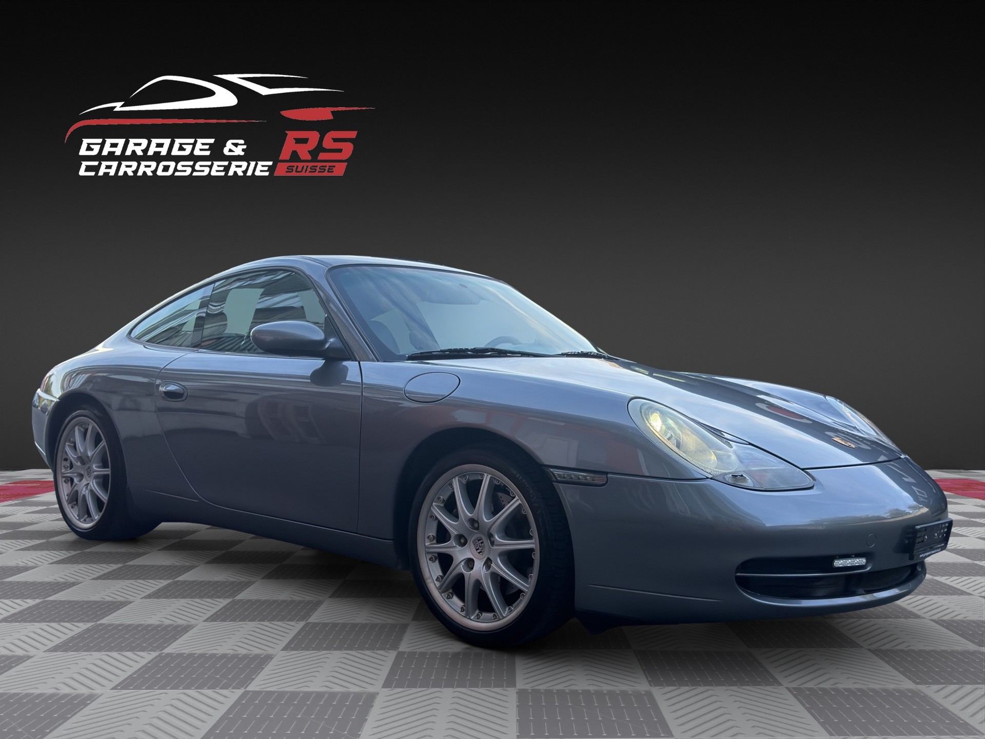 PORSCHE Carrera 4-image-4