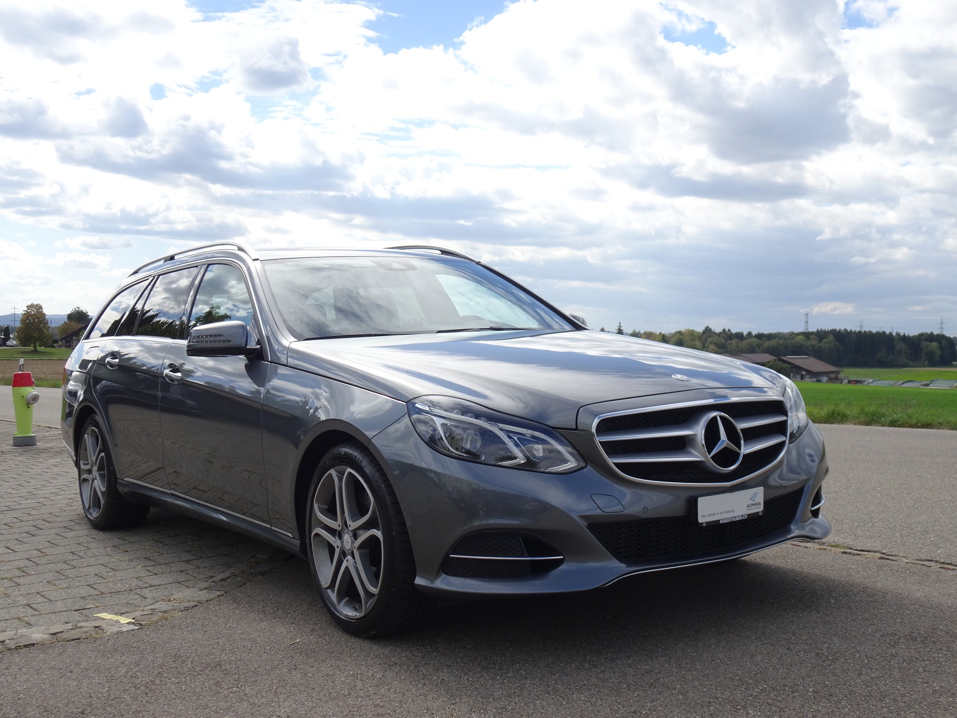 MERCEDES-BENZ E 250 BlueTEC Avantgarde 4Matic 7G-Tronic-image-5