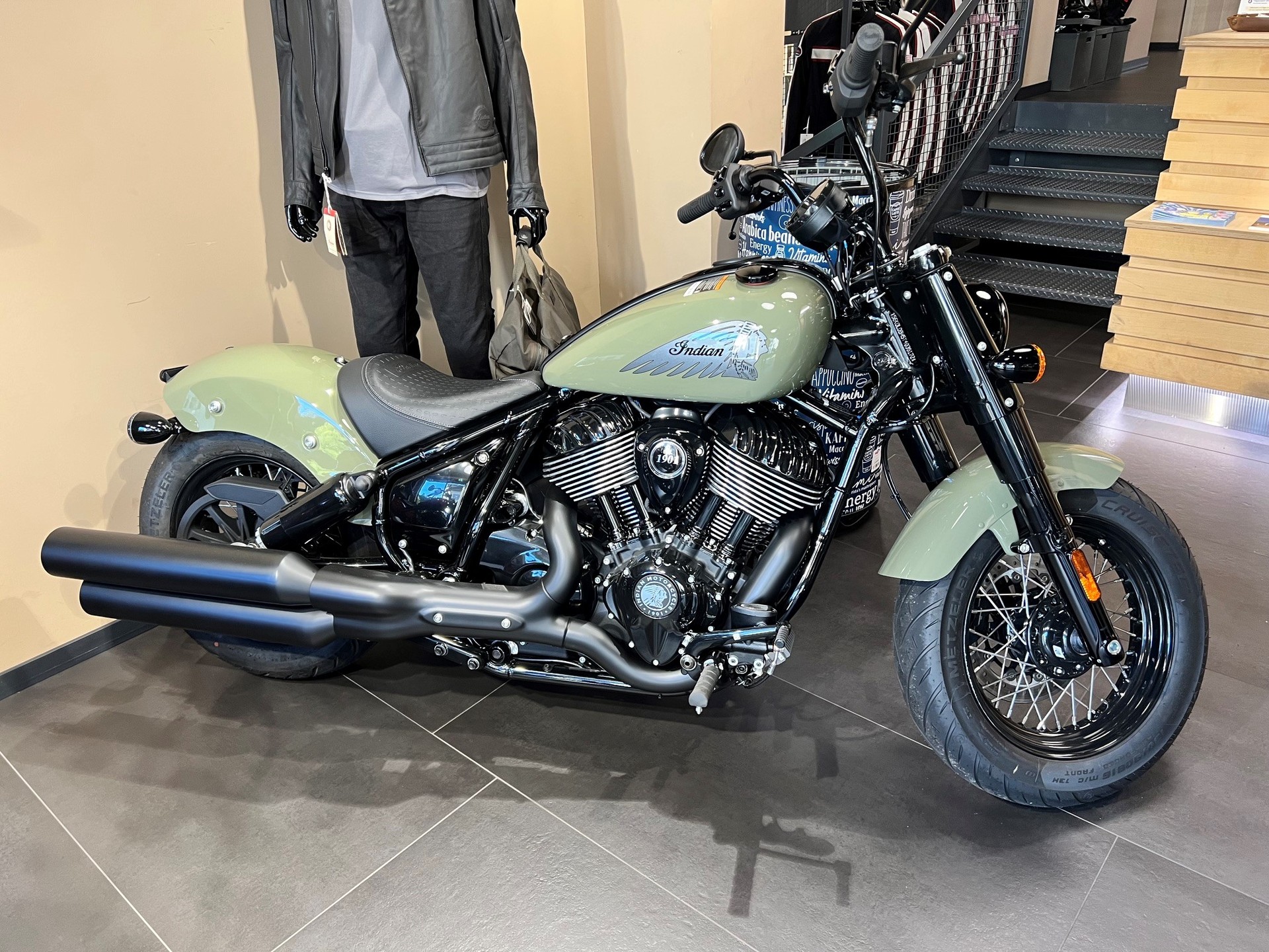 INDIAN Chief Bobber Dark Horse