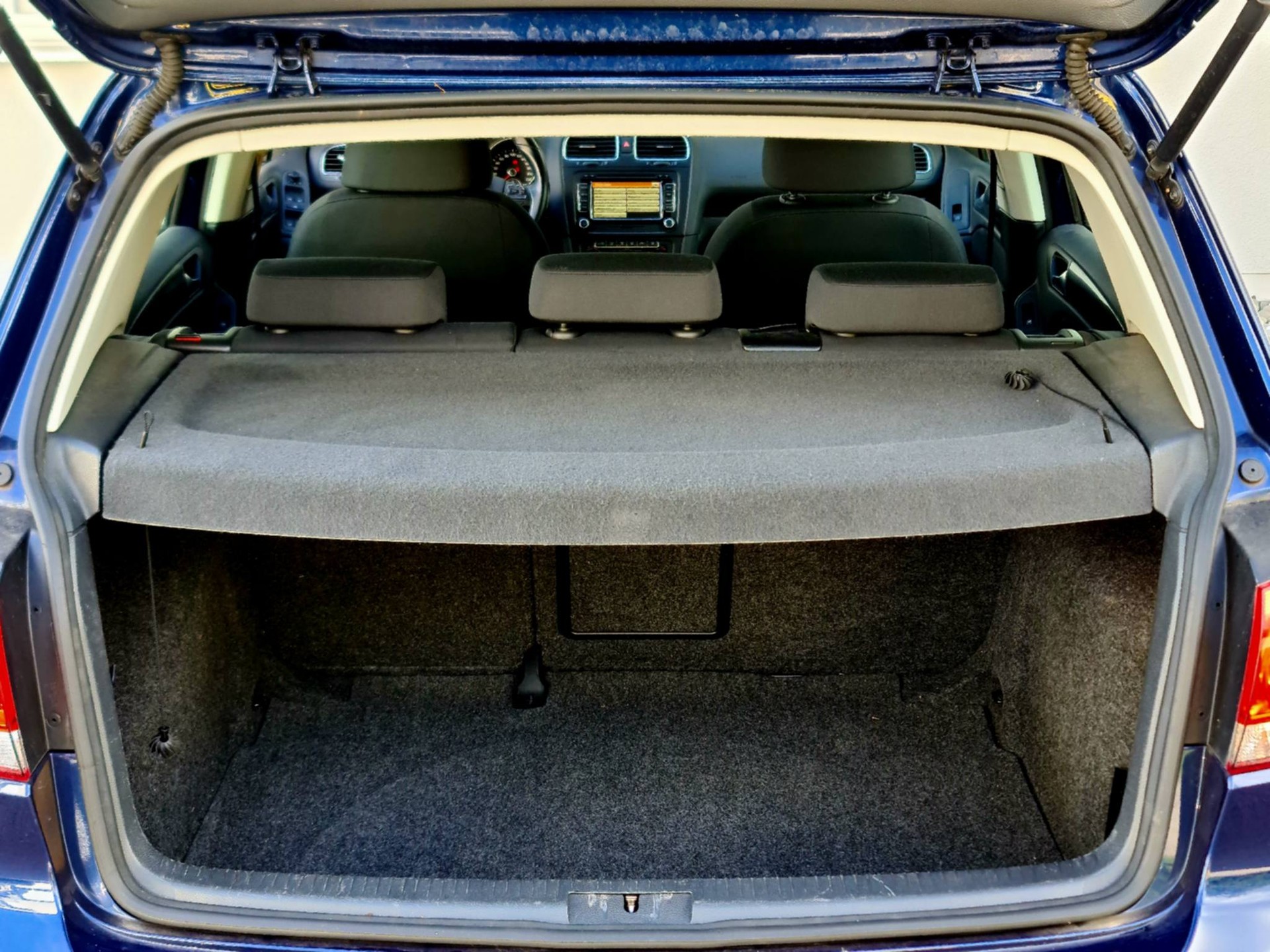 VW Golf 1.2 TSI BlueMotion Technology Team-image-11