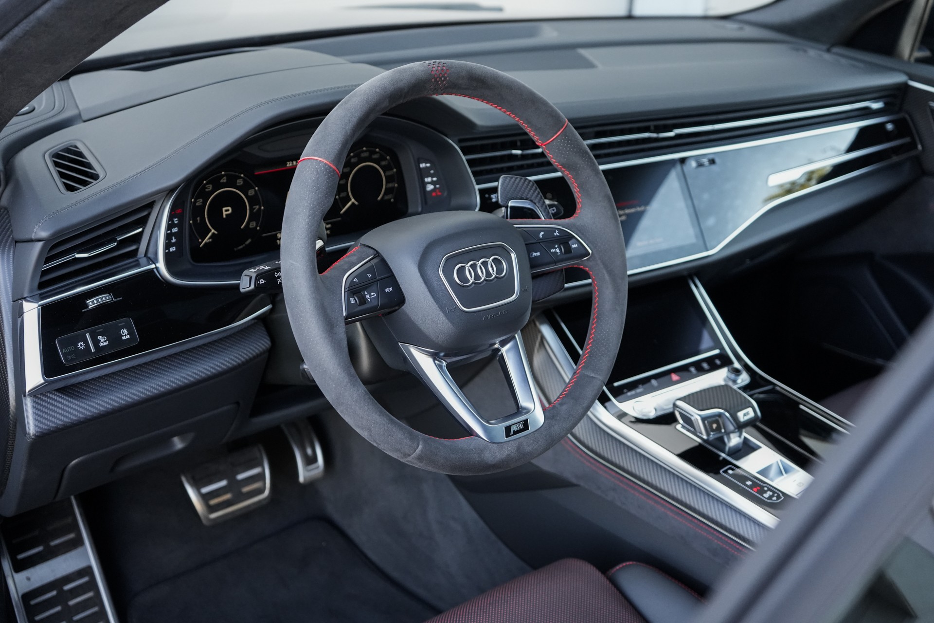 AUDI RSQ8 Legacy Edition ABT-image-10