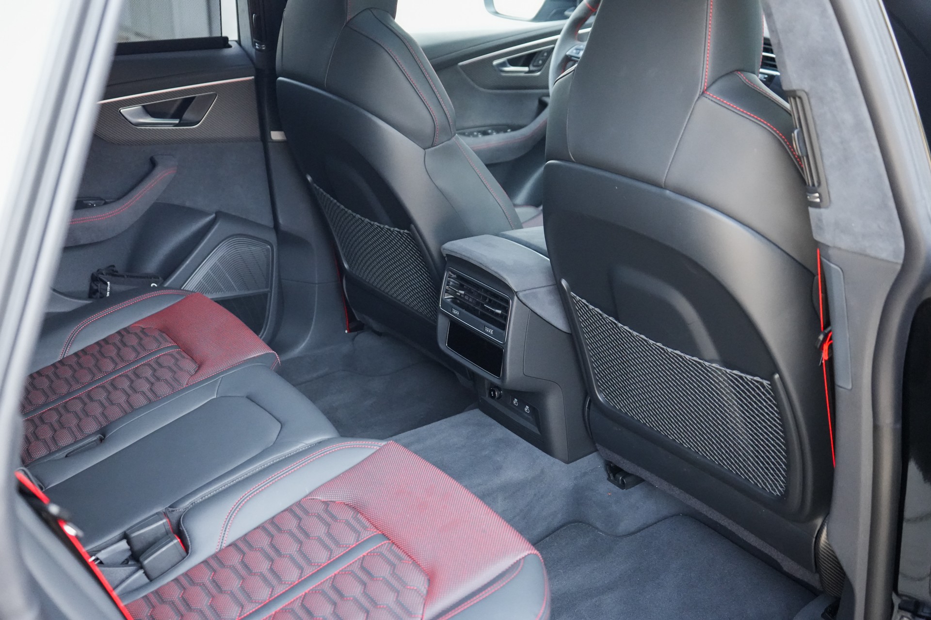 AUDI RSQ8 Legacy Edition ABT-image-25